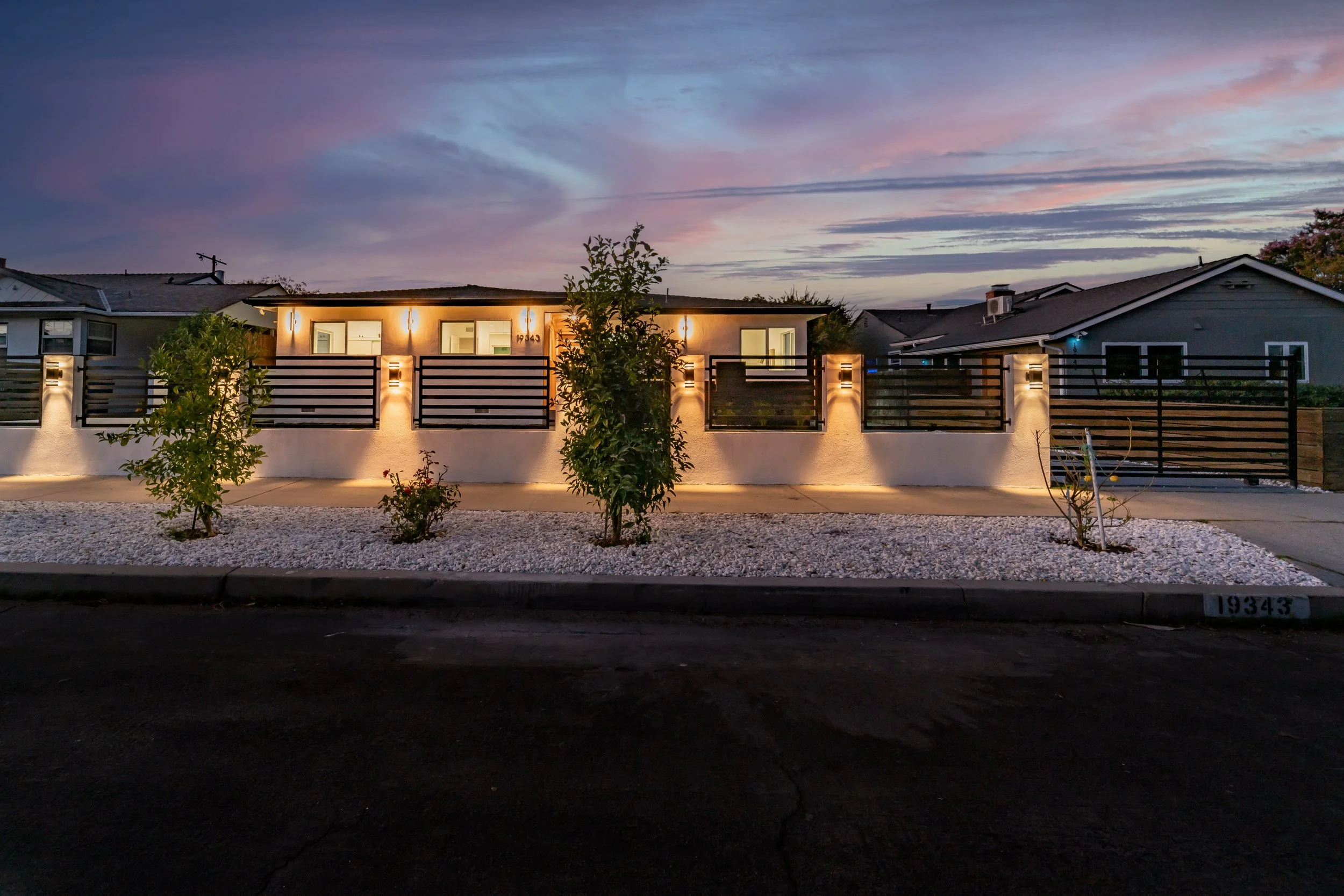 19343 Friar St  52.jpg