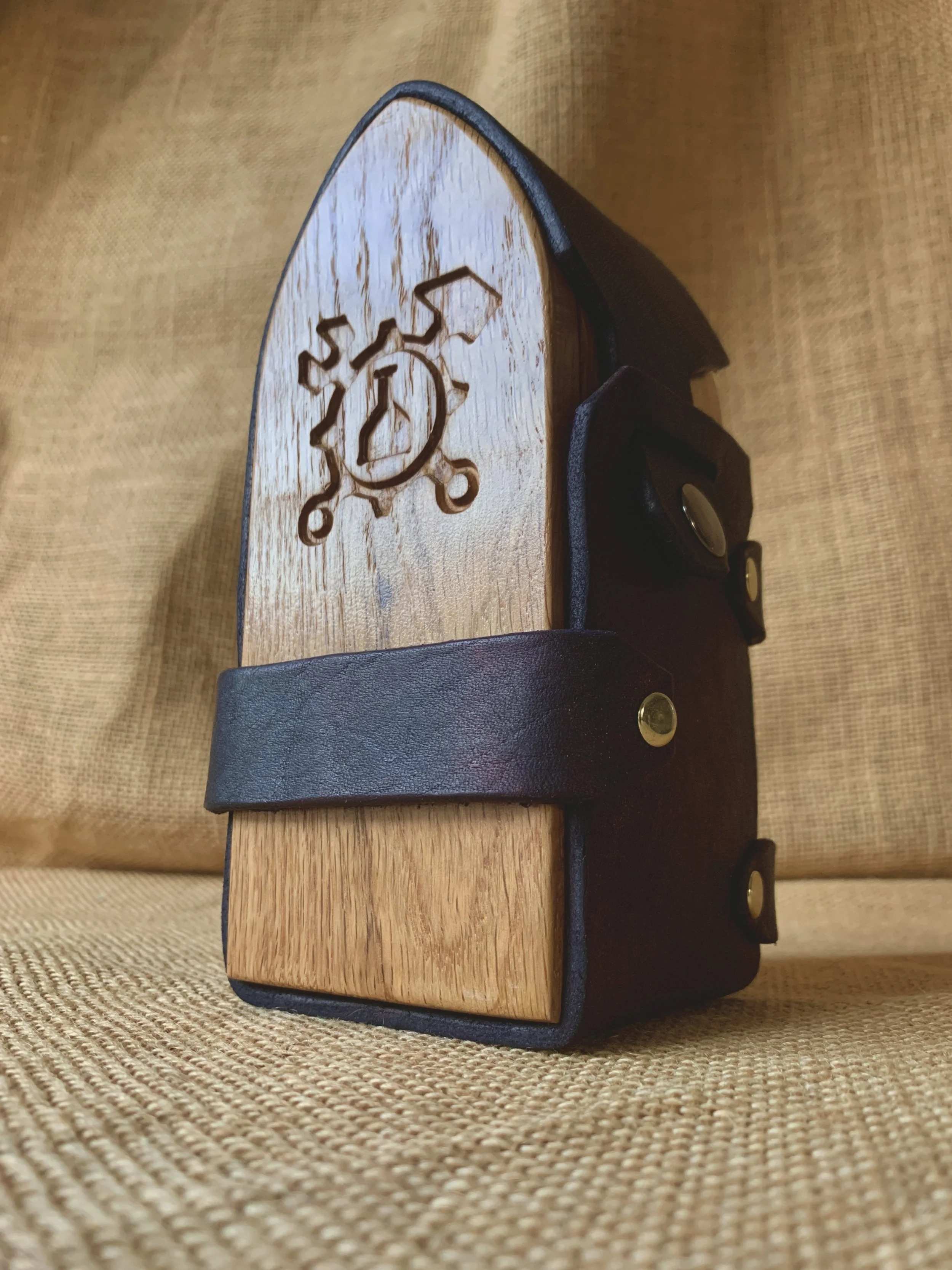 Travellers Dice Box - R1300