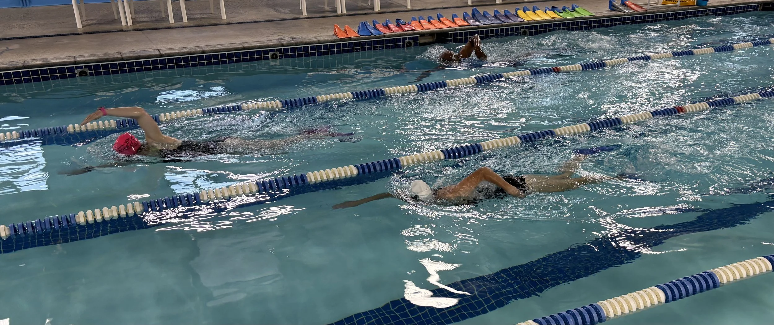 Advanced Beginners practice a high-elbow recovery.
