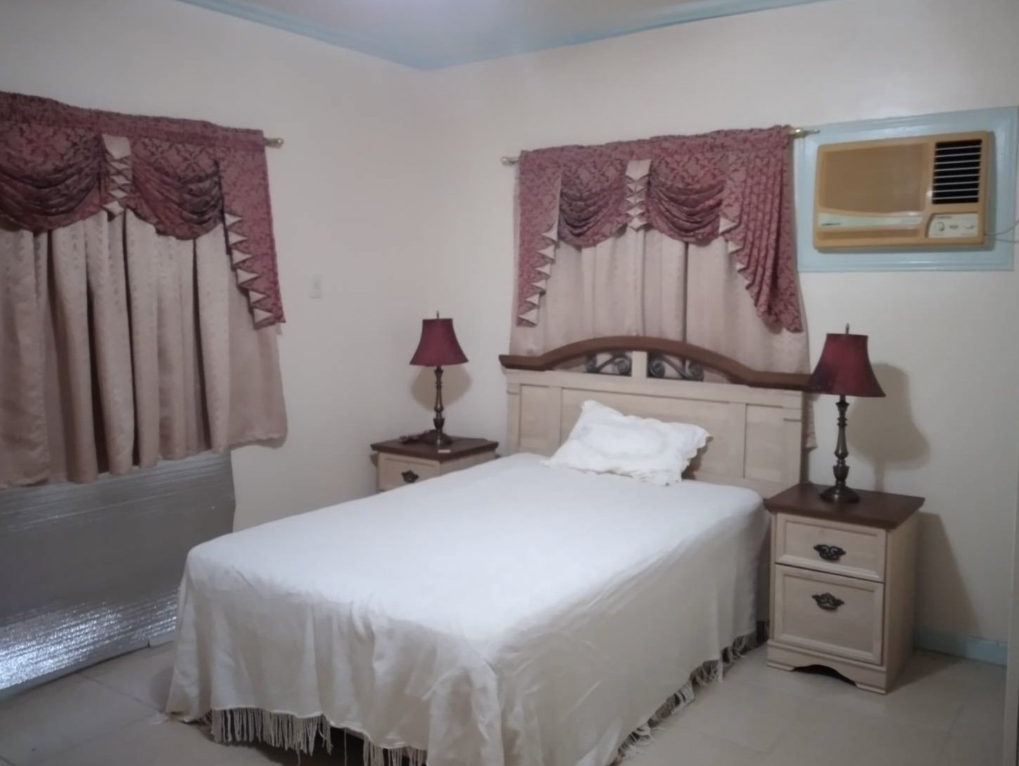 Owner's suite with airconditioning