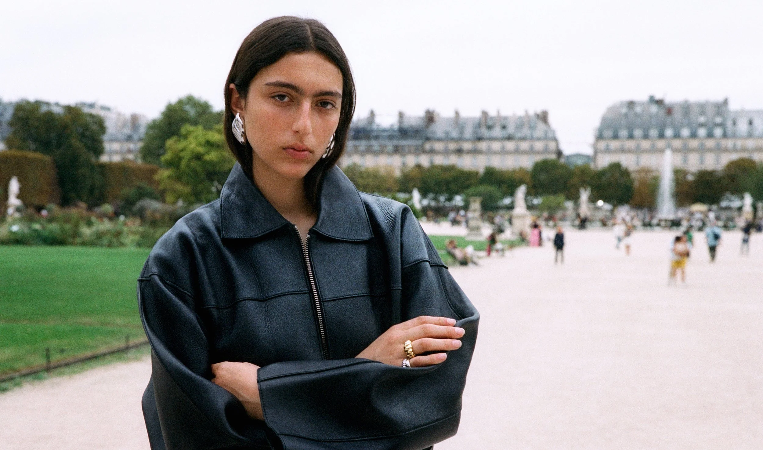 CASTING, CO-CREATIVE DIRECTION, STYLING
᯾ Jasmin Sparrow
᯾ Photo by Clara Pafundi
