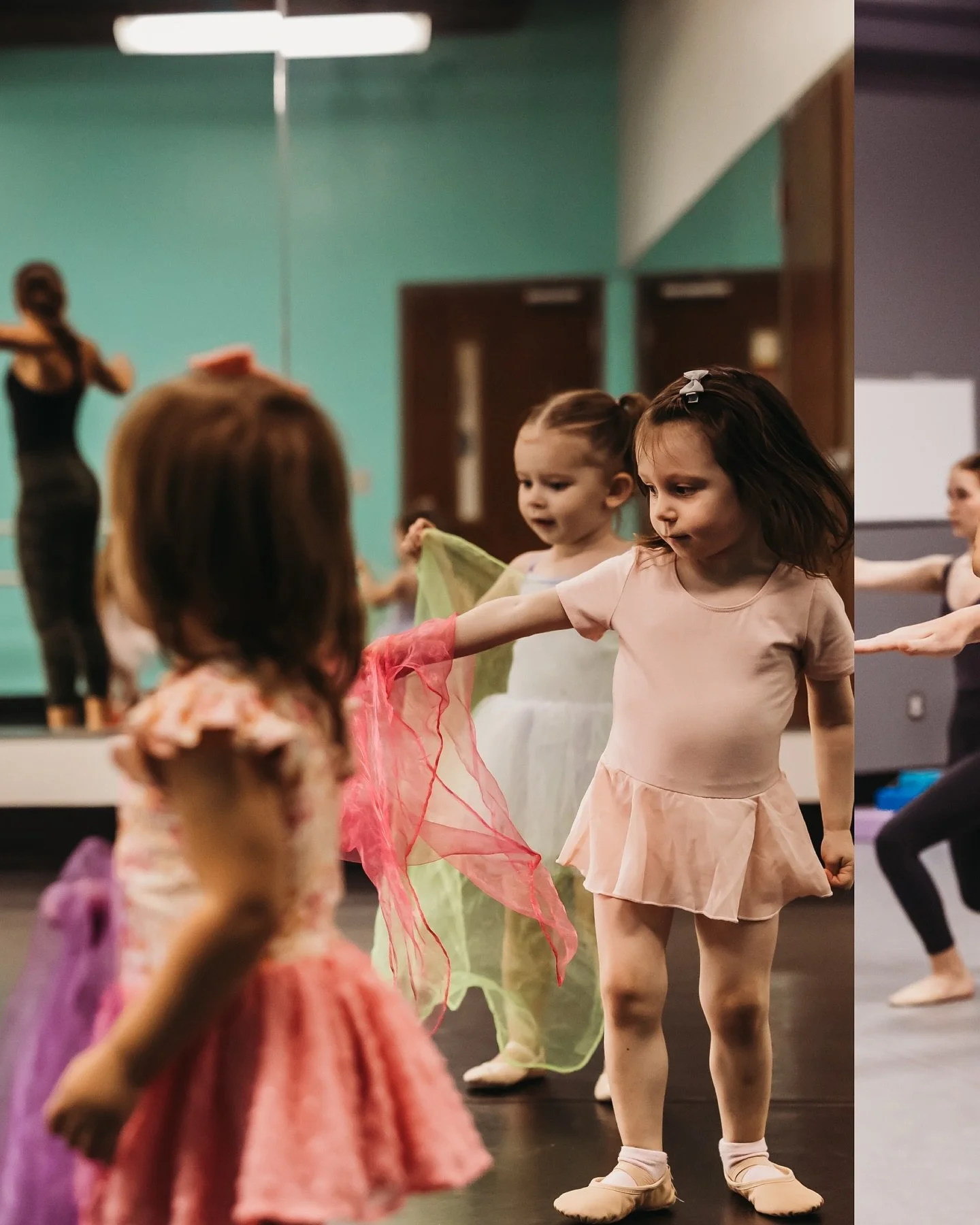 What. A. Week. 👏 First week of classes = DONE ✔️ 
Bring on SZN 1 at The Collective! 
Register for classes today and join us for week 2🤩 

📸: @danijaydenphotography 
#thecollectivetn #dancewithus #nashvilletndance #franklintndance #brentwoodtndance