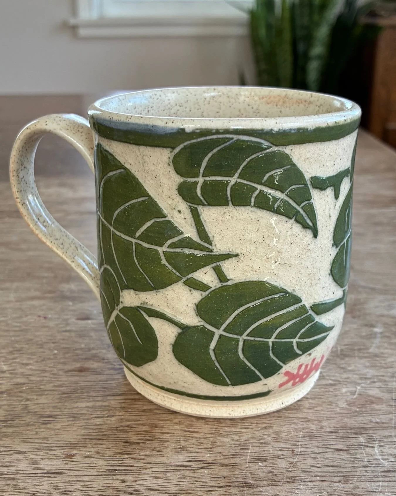 Pothos Mug

#sgraffitopottery #plantlady #coffeeisbetterinahandmadecup #minneapolismade #mnmade
