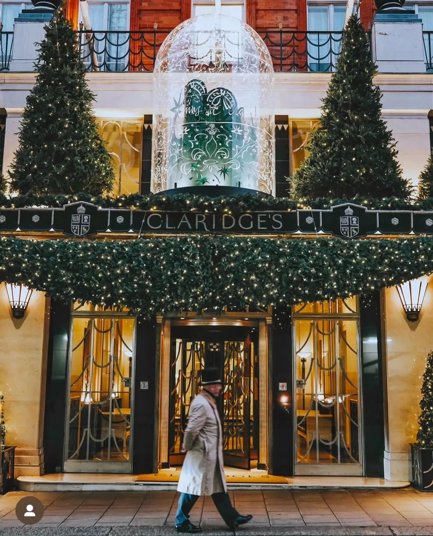 “SIMPLY WONDERFUL SERVICE ⭐️⭐️⭐️⭐️⭐️
At every stage of our Christmas journey the COM:POST team were here to collect efficiently and professionally, always with a cheery smile.
It was quite a mission to clear after Christmas, COM:POST gave us