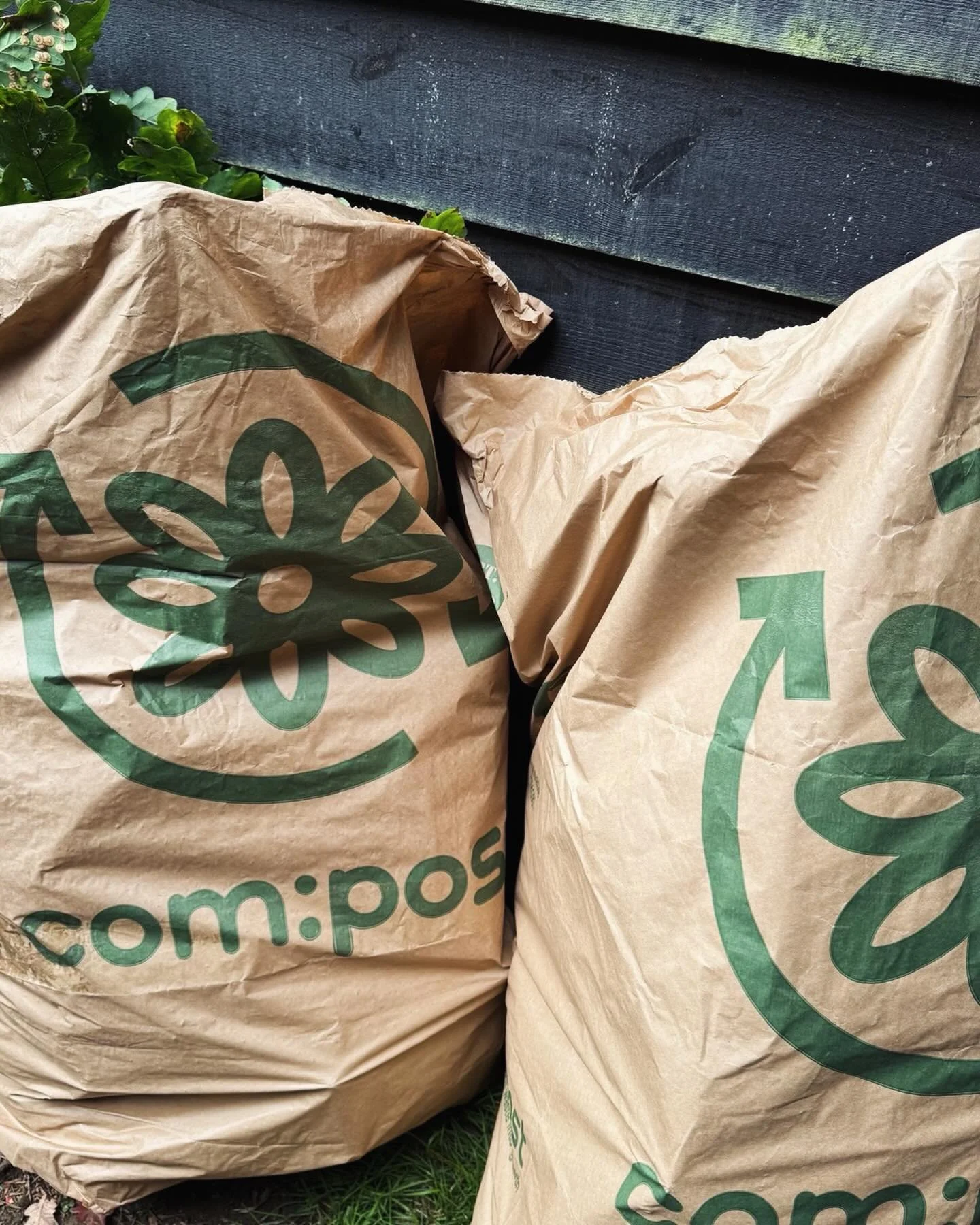 Building a credible sustainability brand takes more than good intentions 🌱

When we launched COM:POST, we knew we didn&rsquo;t want to add to the noise of vague claims or greenwashing. Florists deserve clarity, confidence &mdash; and proof.

That&rs