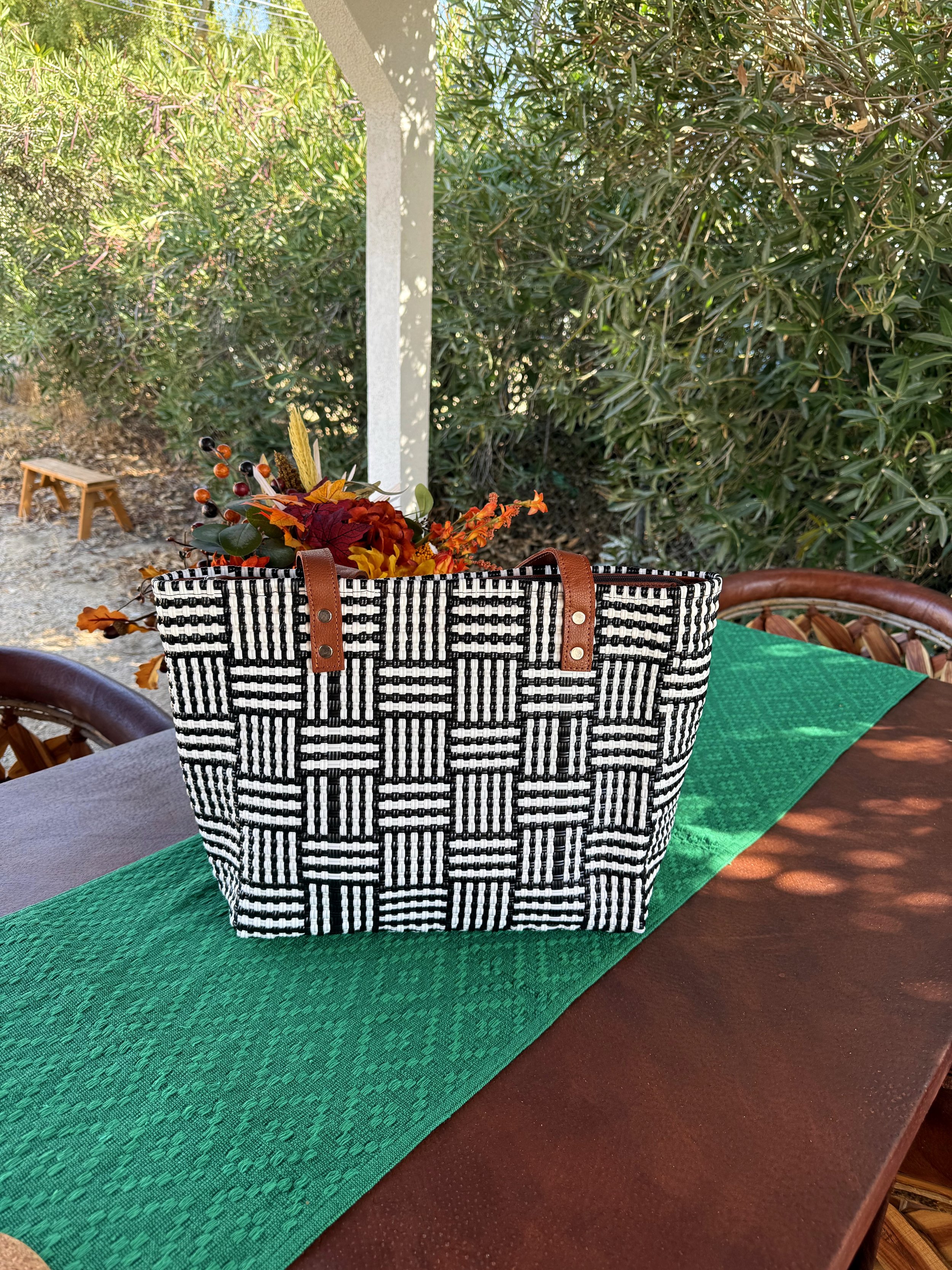 Everyday Tote Style Martina