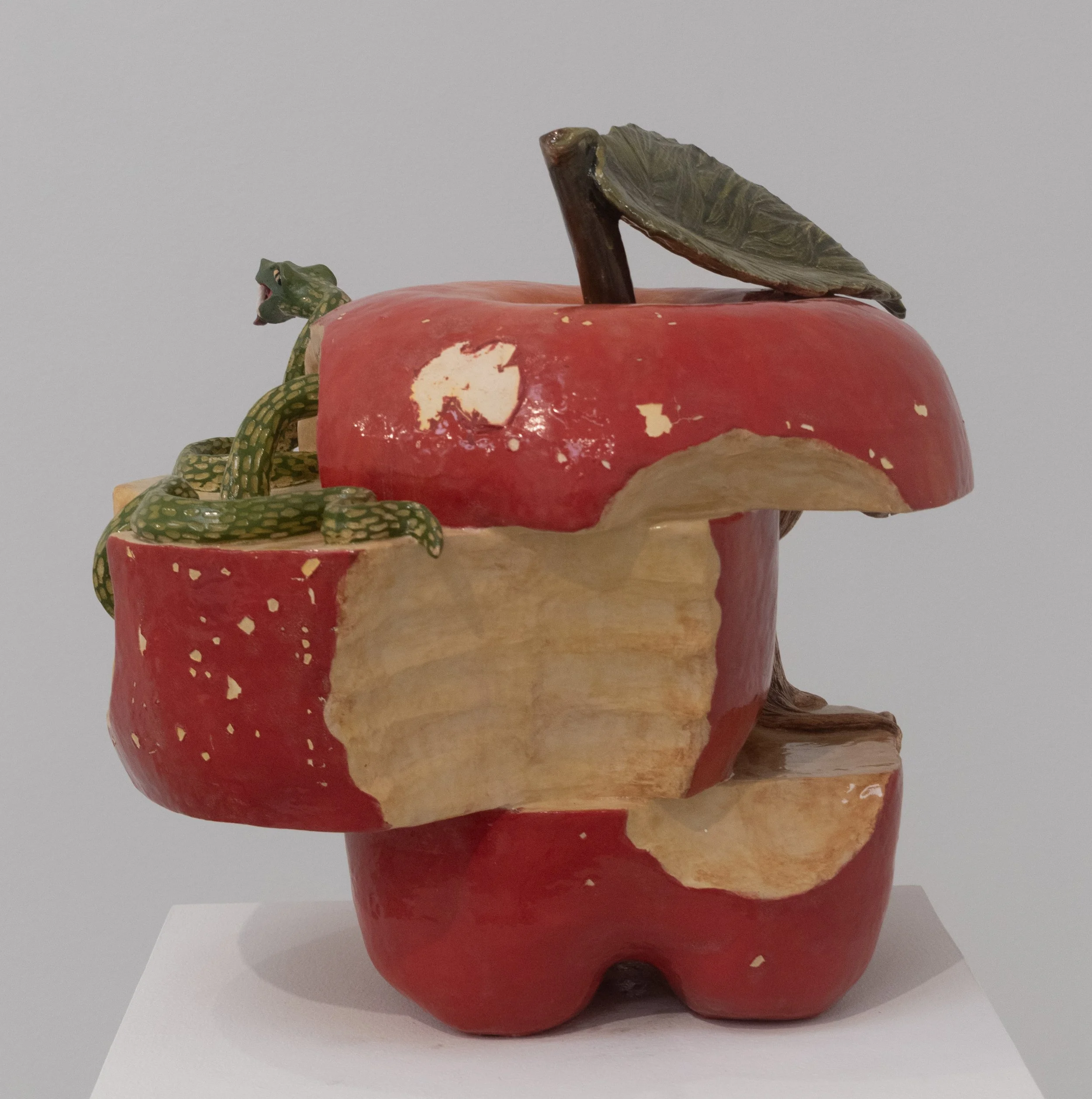 Apple4.jpg