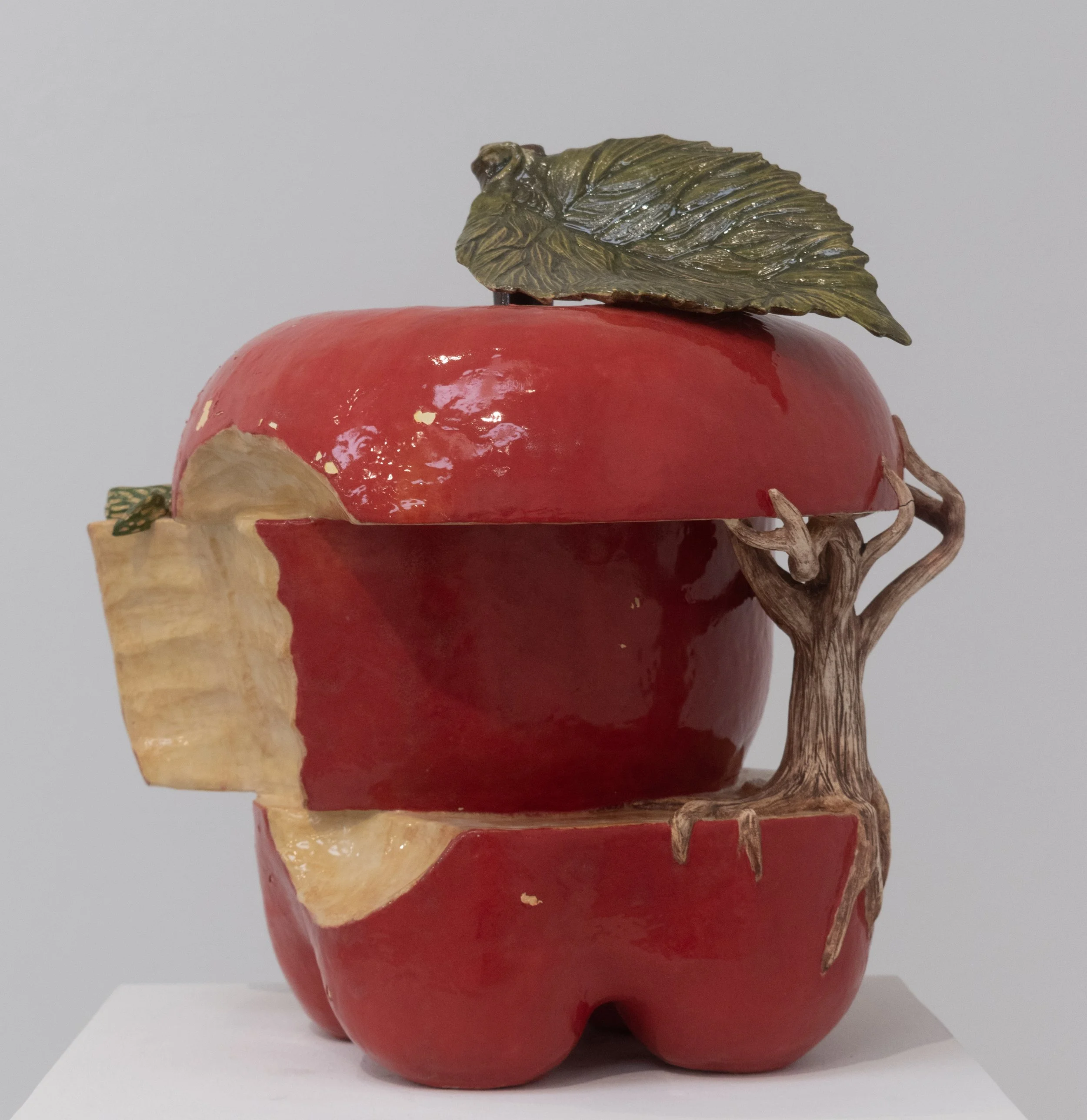 Apple5.jpg