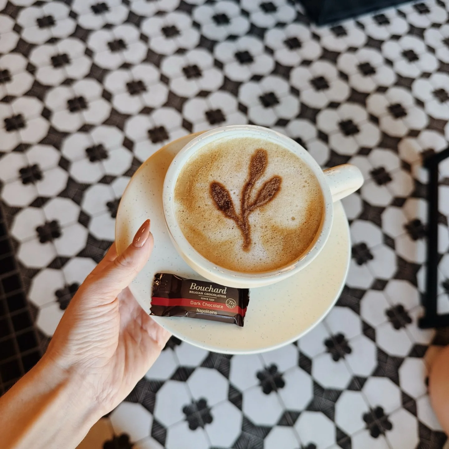Have you tried our cappuccino? They are divine! ☕️ Tag a friend you&rsquo;d try this with! We&rsquo;re open tomorrow 7am-2pm. We&rsquo;ll see you there! 🤍 

#coffee #fortmyers #coffeeshop #swfl