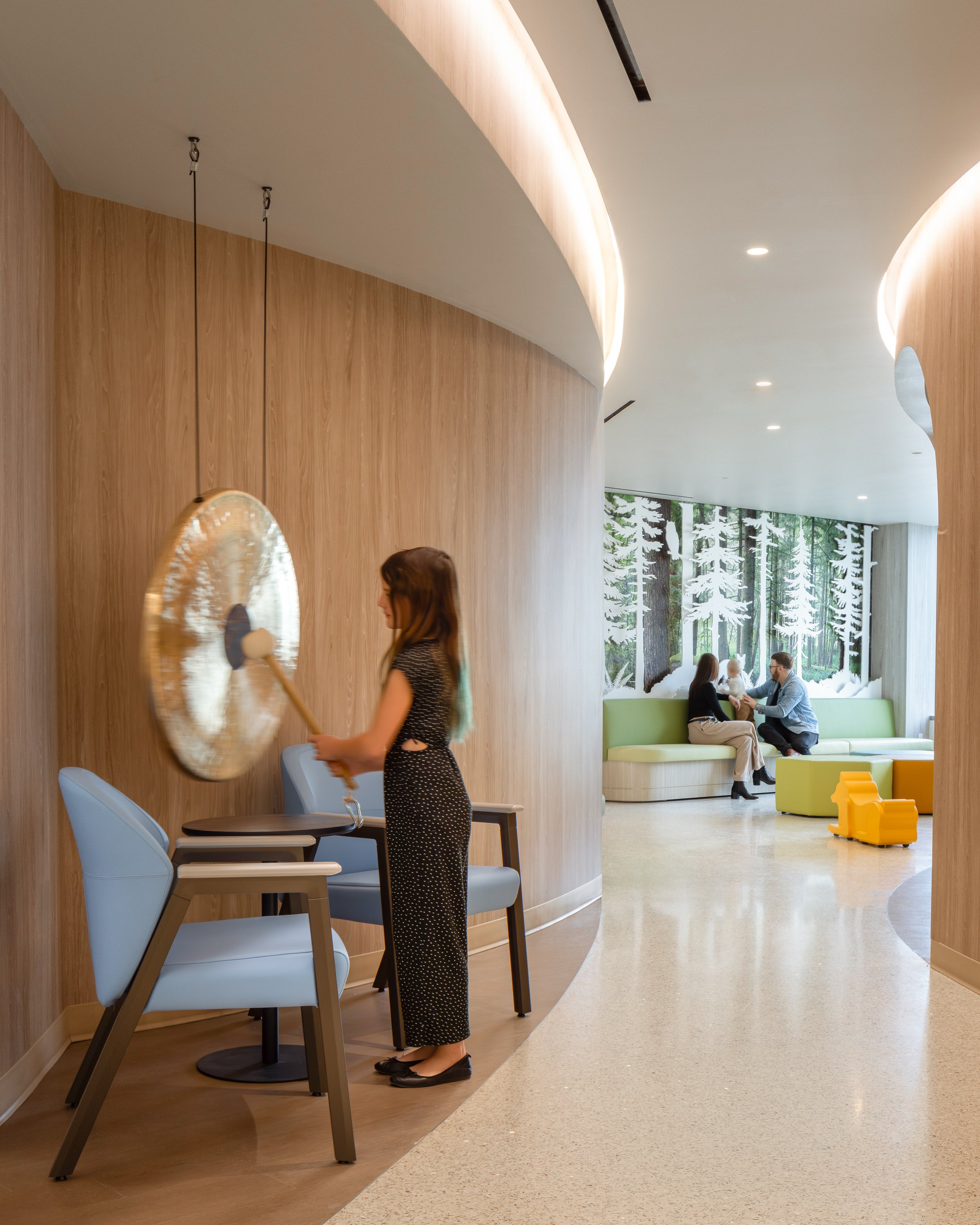 NBBJ-UCSF-GMBPed4A-8698_SeanAirhart_large-COLOR.jpg