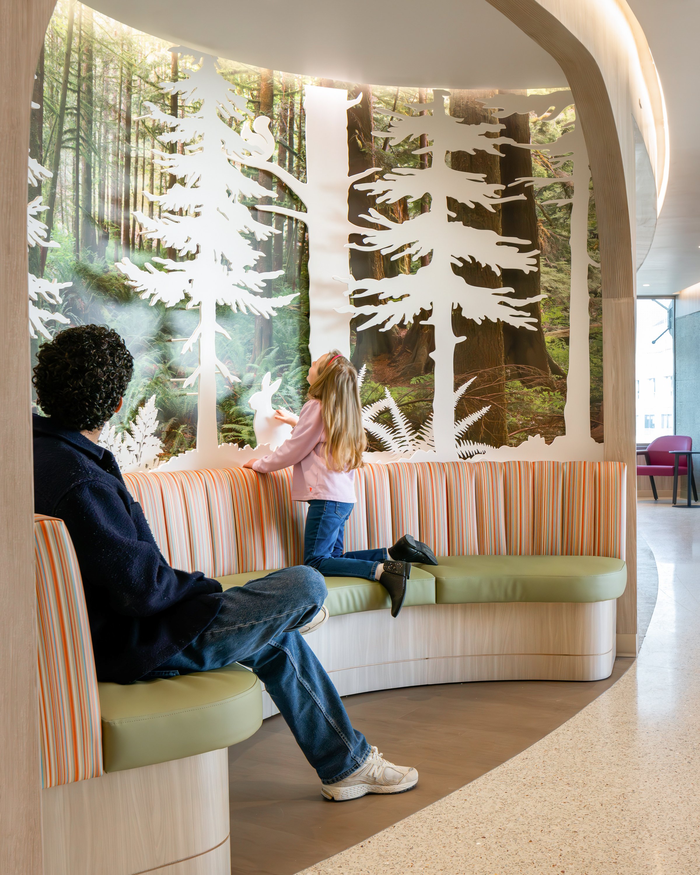 NBBJ-UCSF-GMBPed4A-8674_SeanAirhart_large-COLOR.jpg