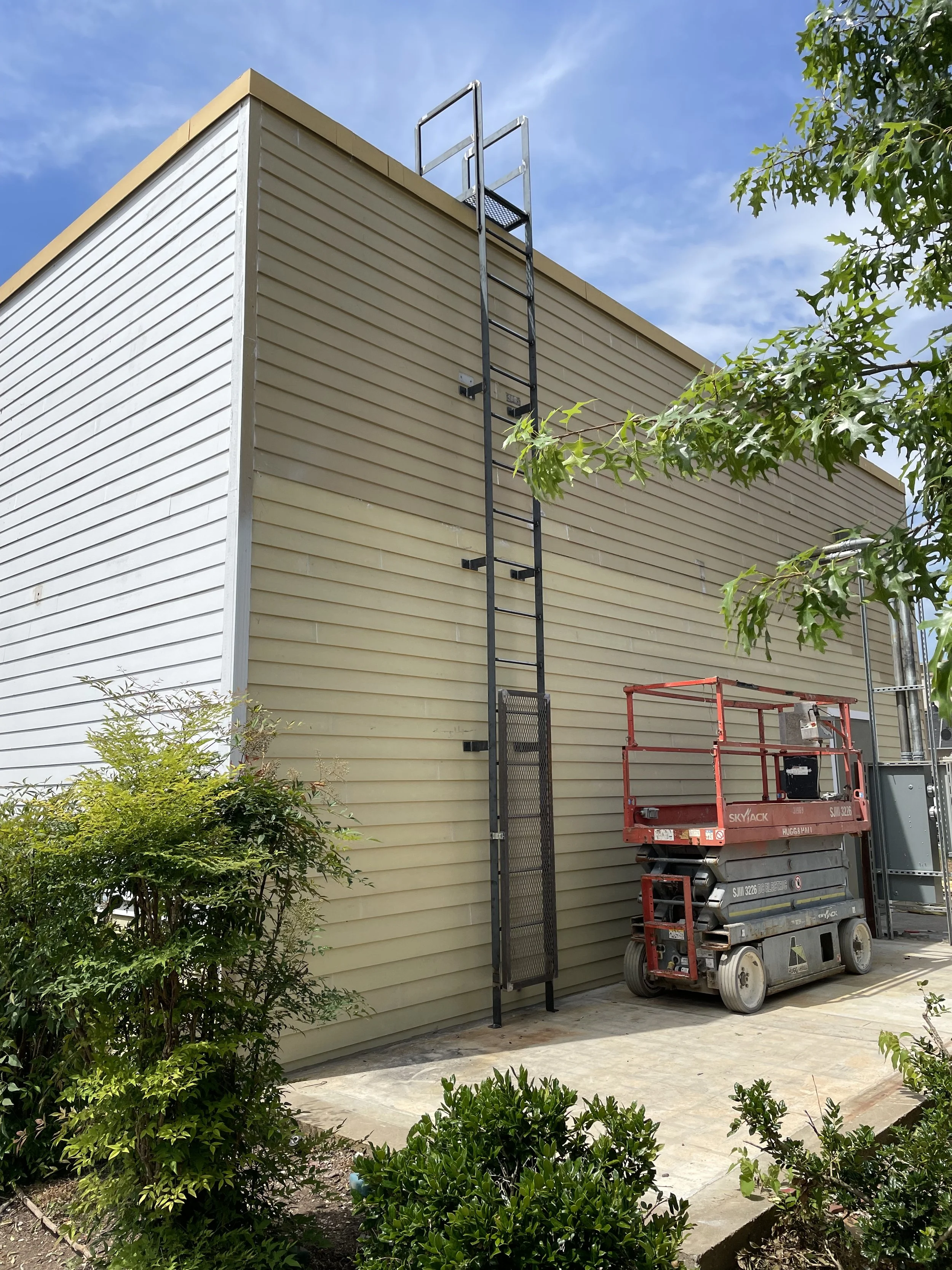Metal Building Ladder