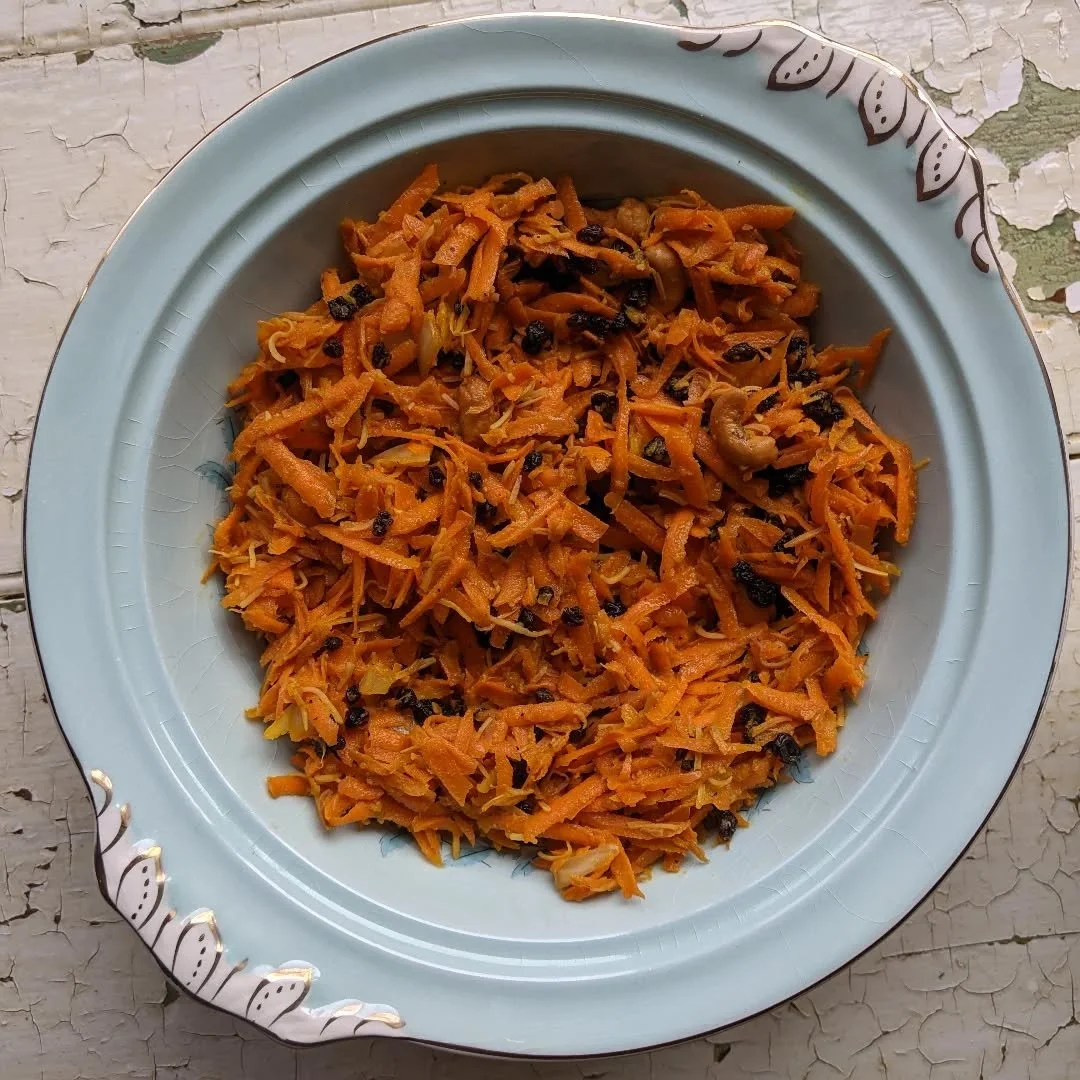 Try this classy salad when you think the fridge is empty. This week in Recipes at Smart Pig Kitchen.

#plantbased #veganfood #crueltyfree #healthy #vegansofig #food #veganfoodshare #govegan #whatveganseat #healthyfood #glutenfree #veganrecipes #veget