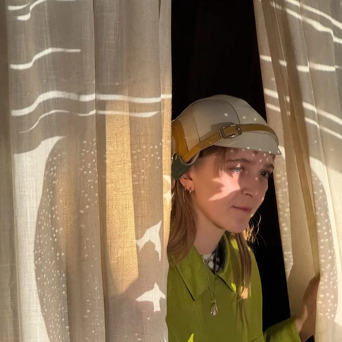 BTS from our shoot with @avgrannan (+friends) 🤲🫂

Illusion issue coming soon&hellip;.. 🌀