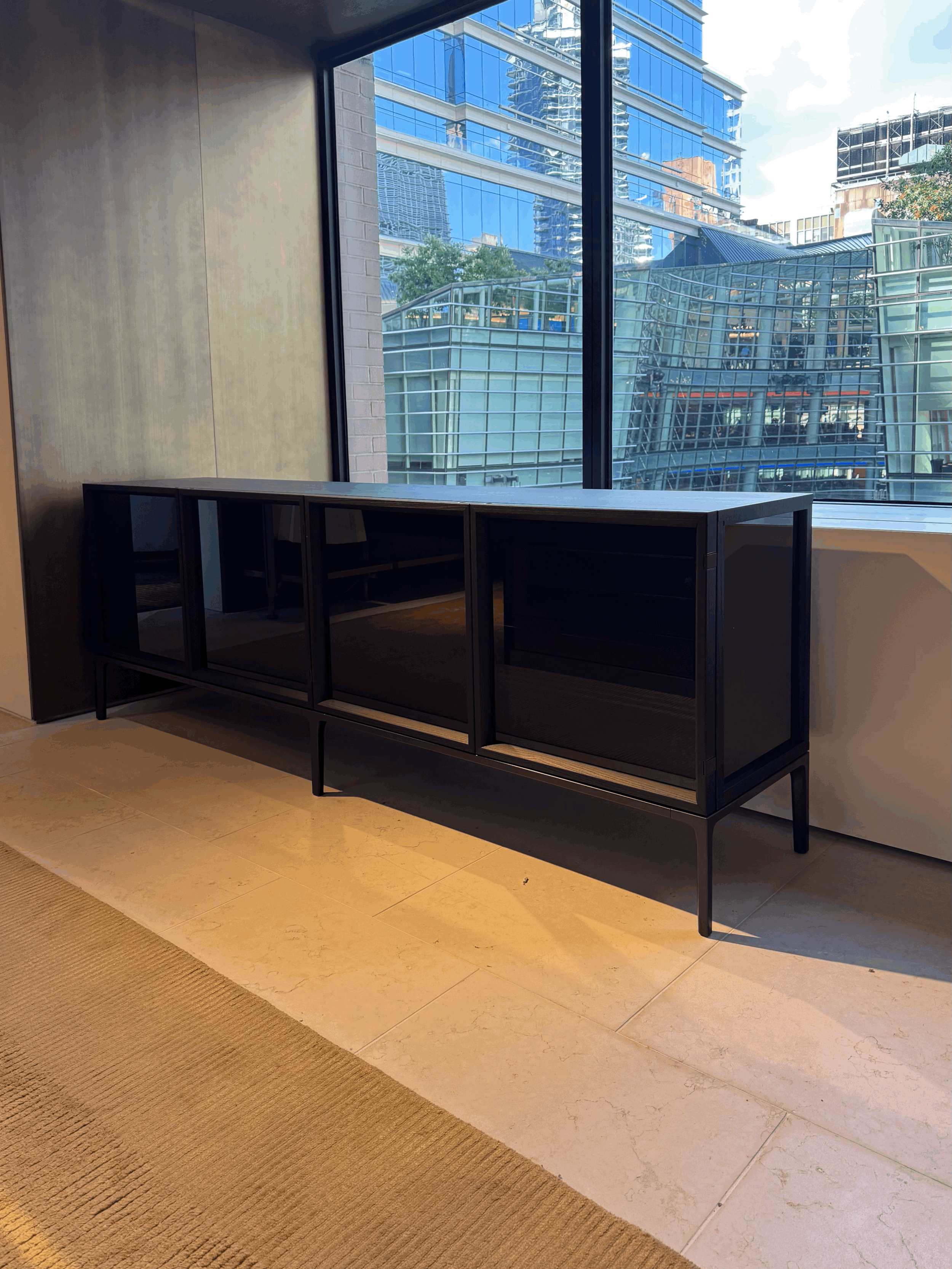 AIKO SIDEBOARD