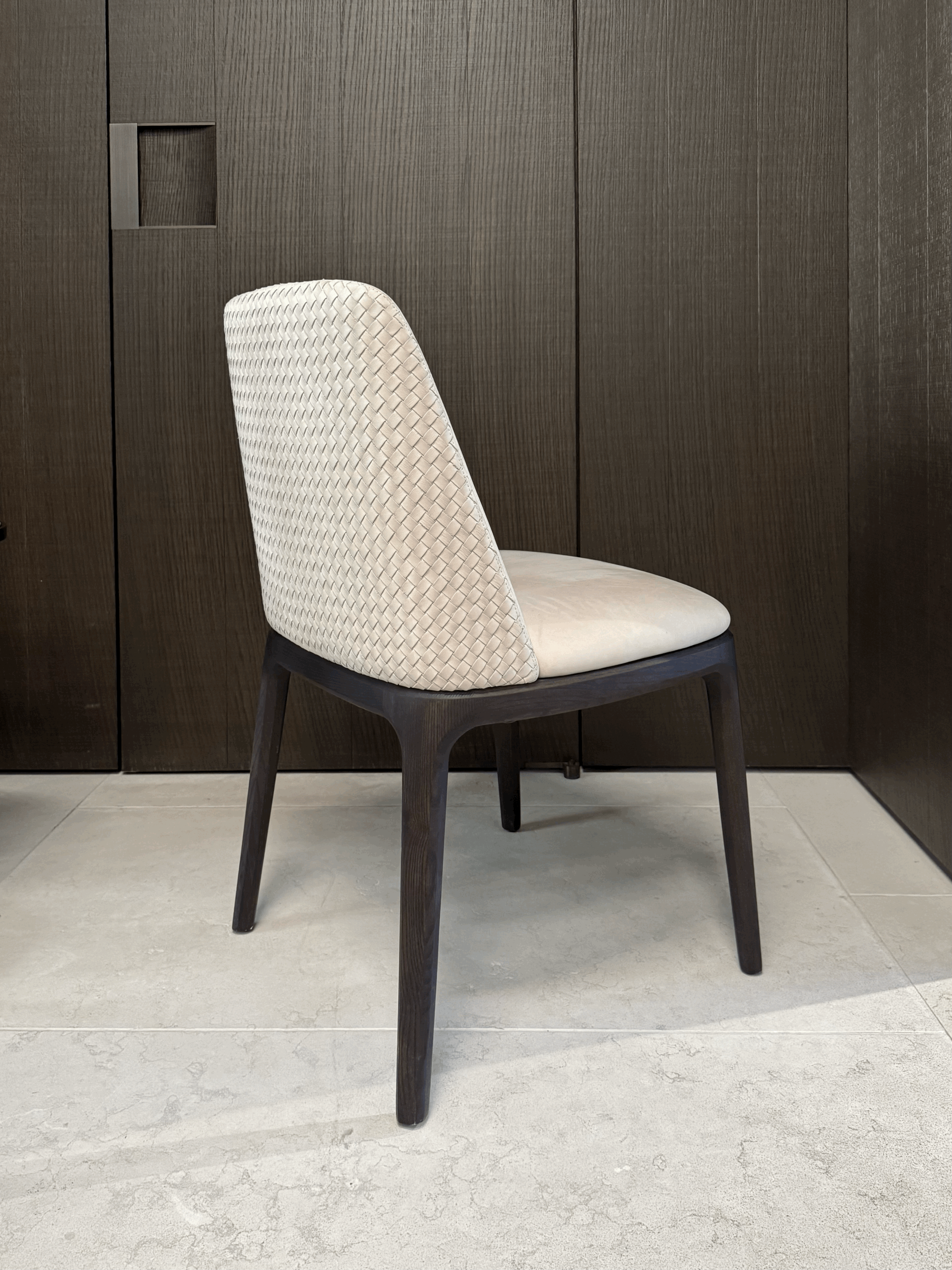GRACE CHAIR
