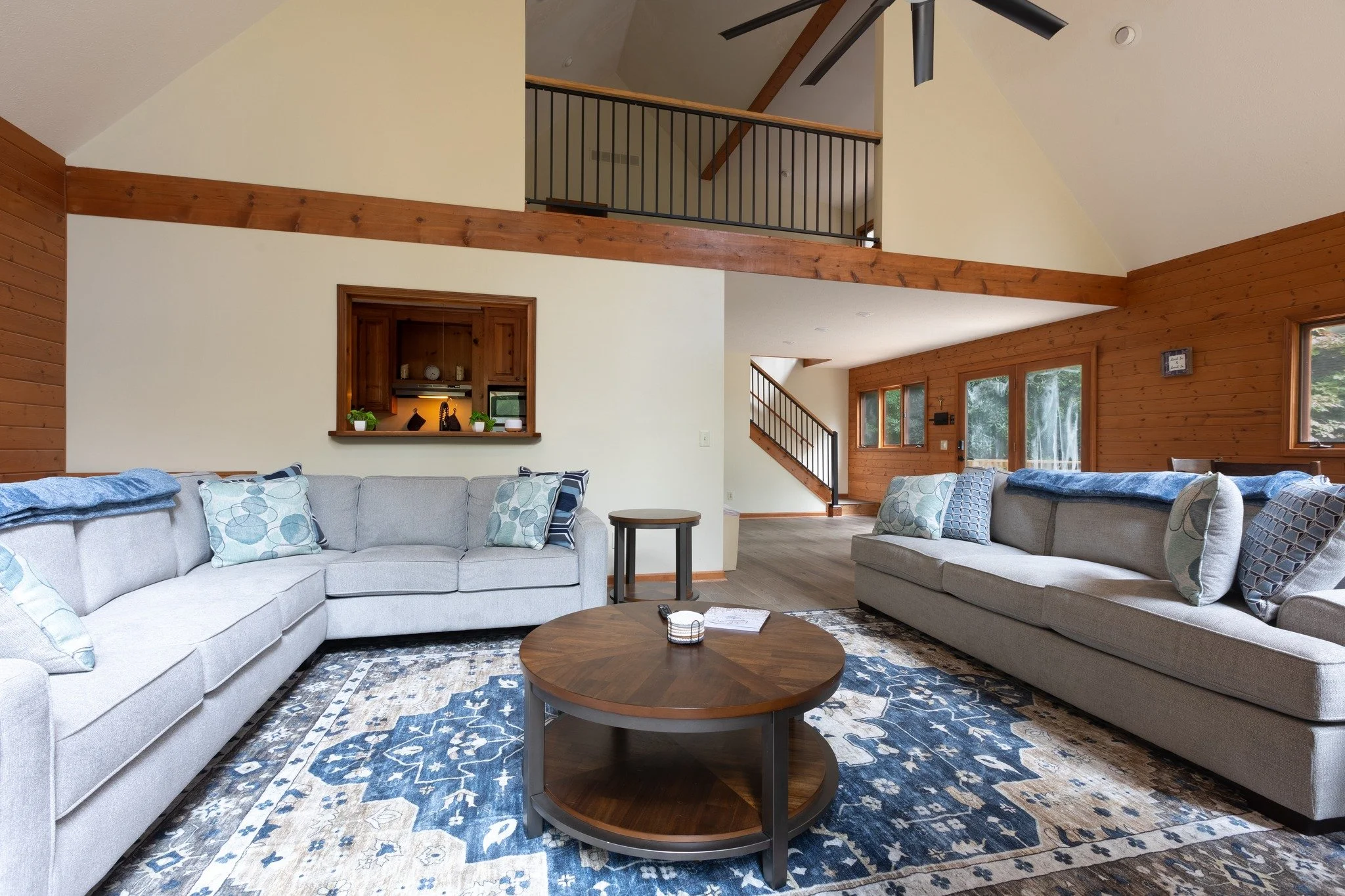 Planning a church retreat or corporate off-site? ✨ Our mountaintop cabins offer plenty of room, peaceful surroundings, and inspiring views. Host meetings, meals, and downtime all in one place&mdash;without sacrificing proximity to town.

Check availa