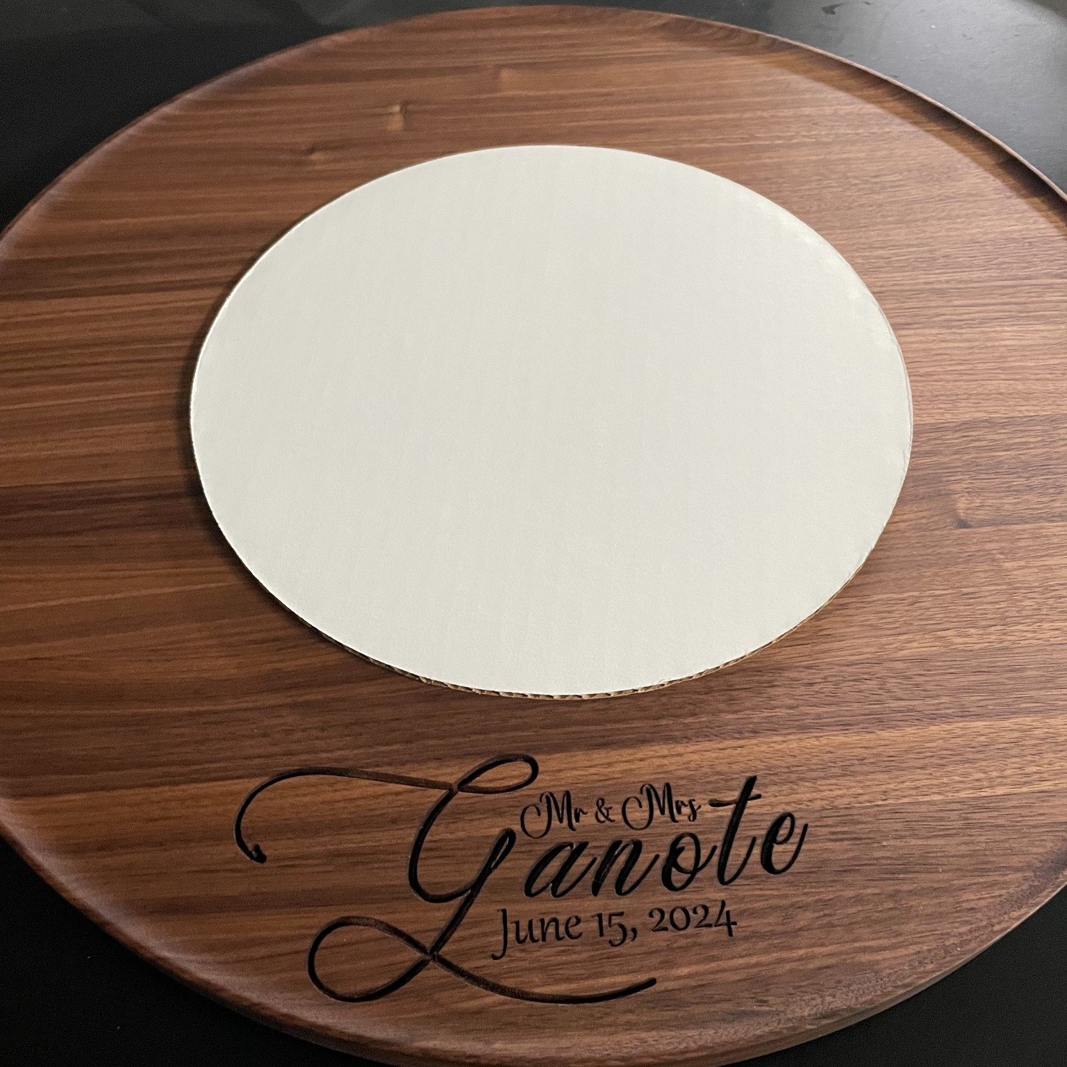 Custom-crafted for unforgettable moments 🤎
This 16-inch wedding cake plate is made from rich dark walnut and finished with Rubio Monocoat to enhance the natural grain and depth. A timeless piece designed to elevate every celebration.

Beautiful cake