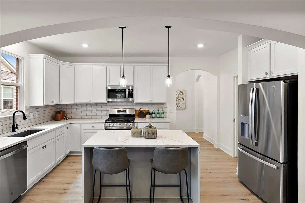 25-21168 Lilac Lane-25.jpg