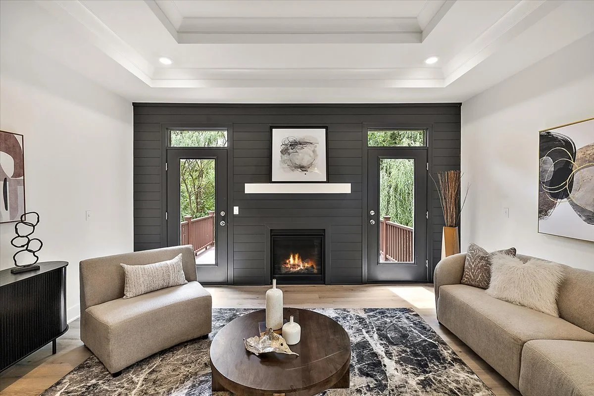 33-21168 Lilac Lane-33.jpg