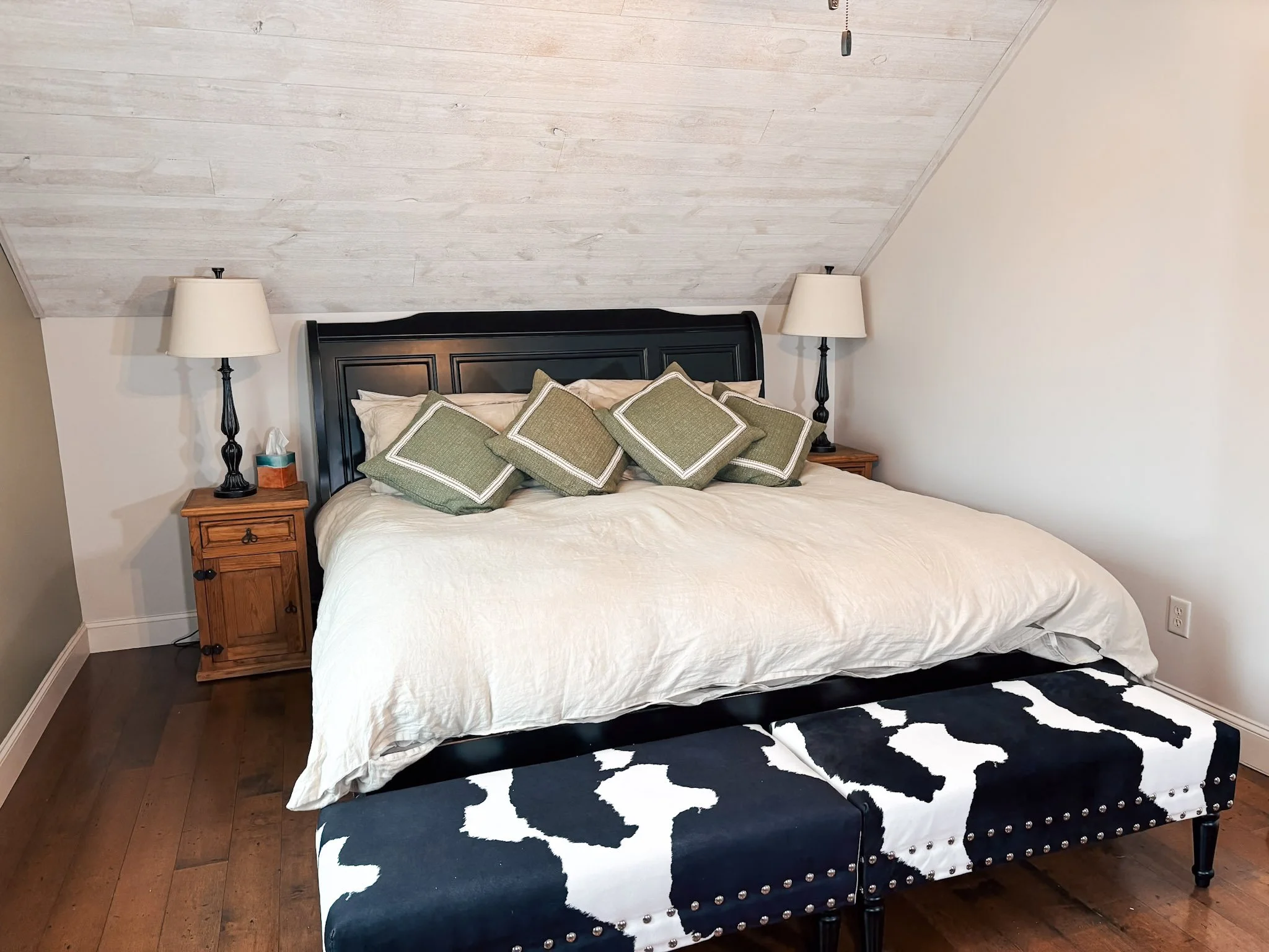 King Bedroom