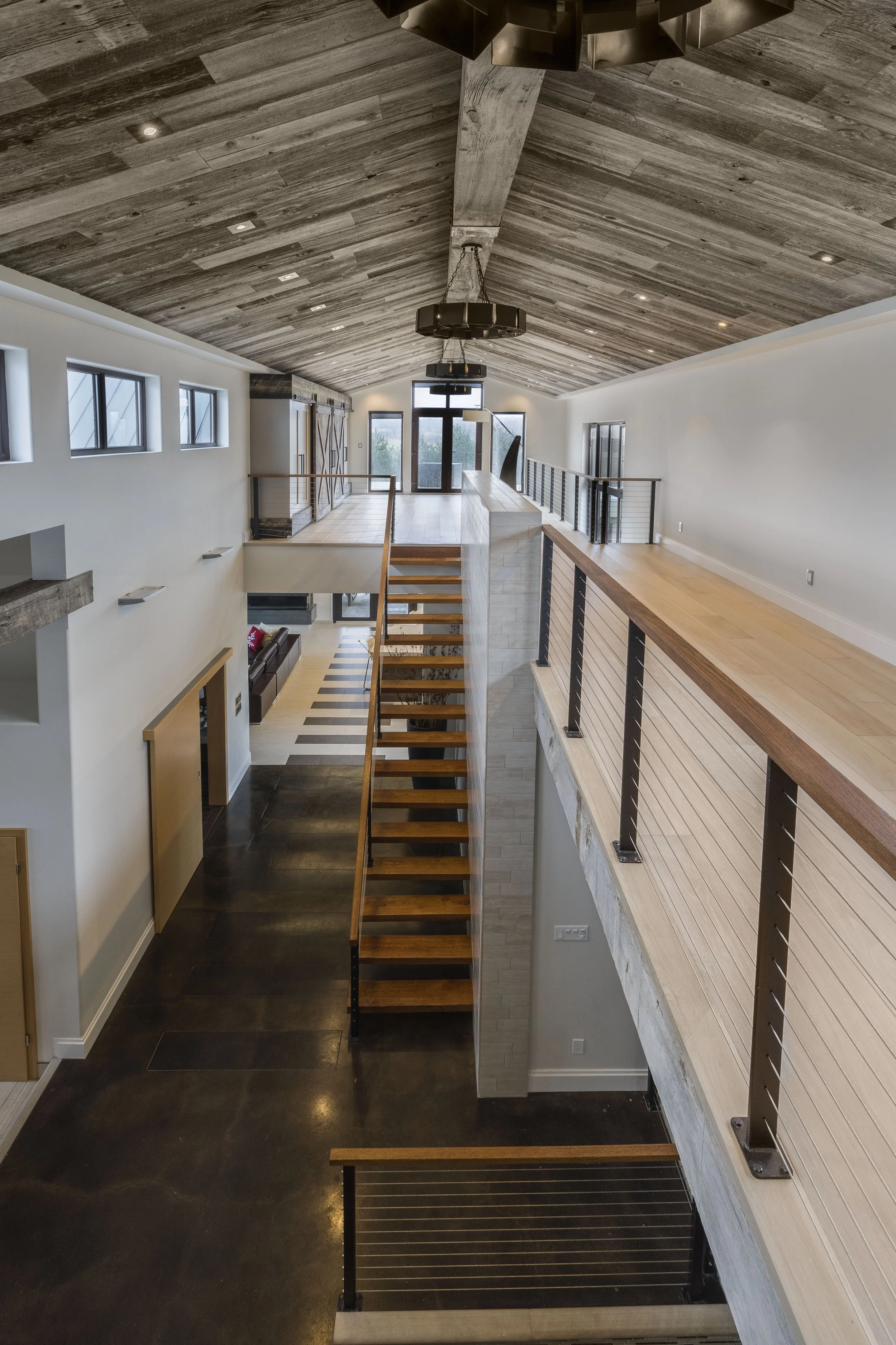 Ketelaar - Upstairs (2).jpg