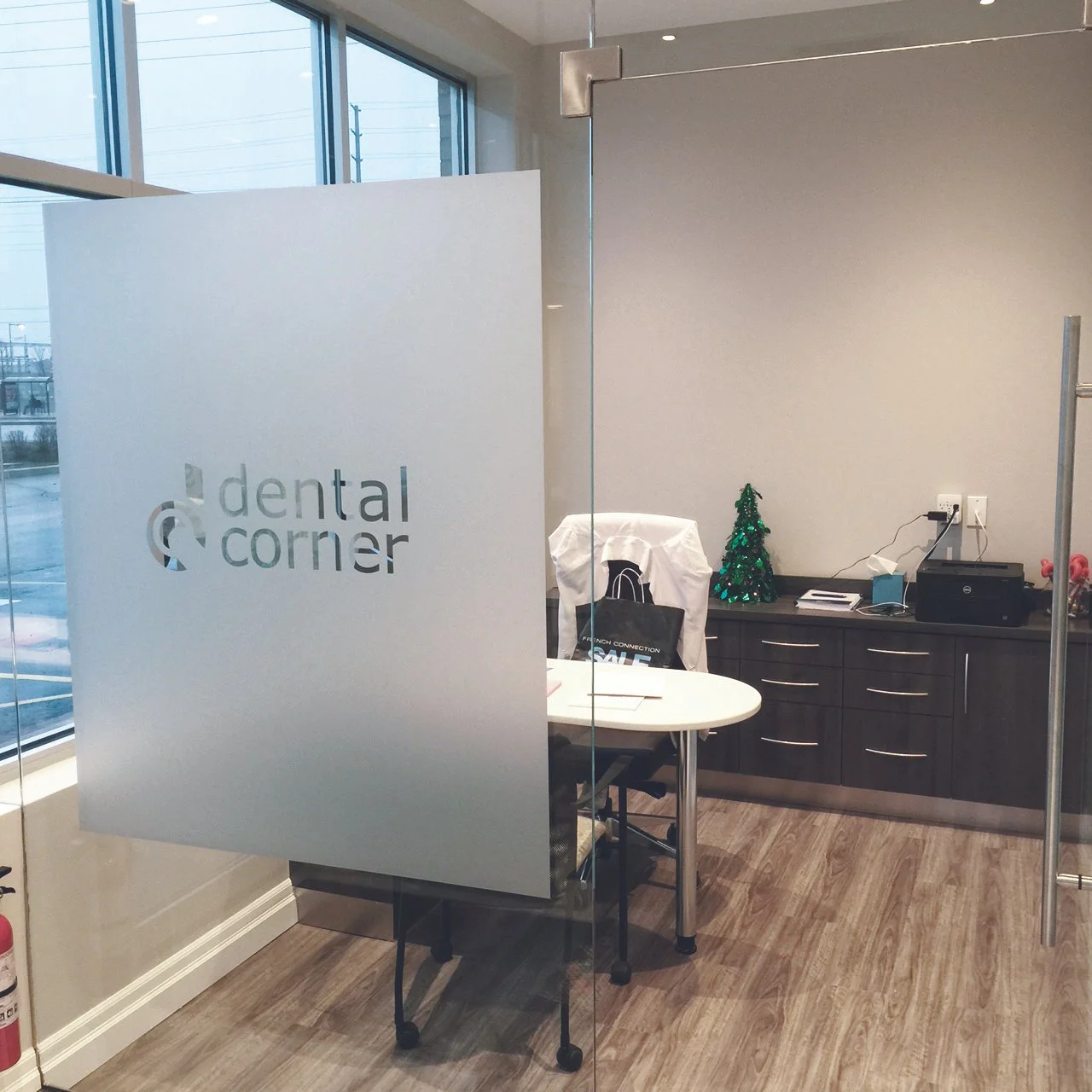 Dental Corner - Consult Office.jpg