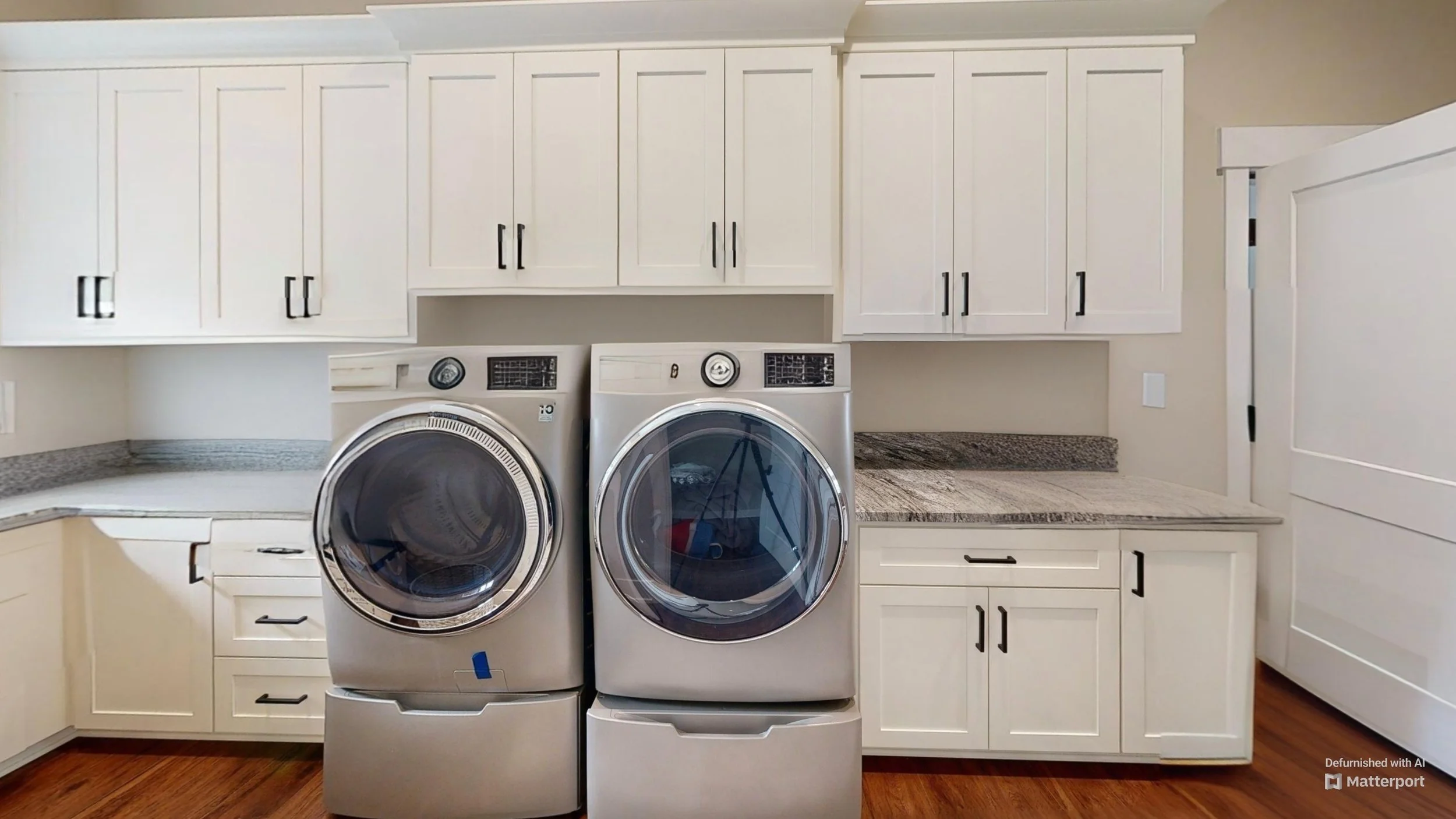 Laundry-Defurnished.jpg