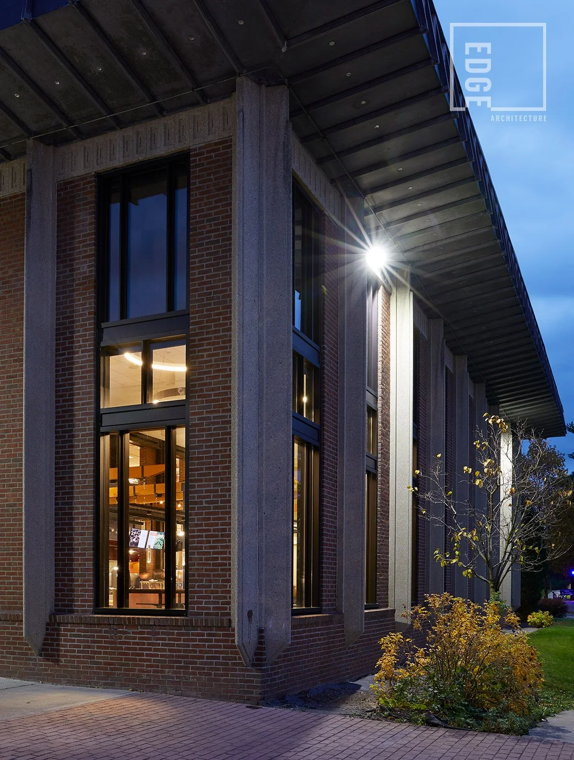 SUNY-Geneseo_Red-Jacket-Dining-Hall_Exterior-Entrance-1_web.jpg