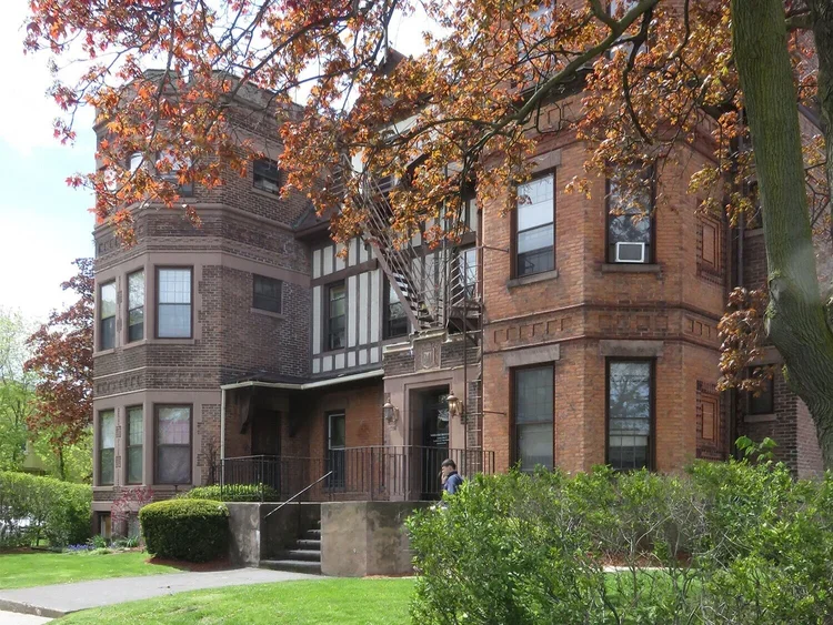  Local neighborhood inspiration that was used for the final design 