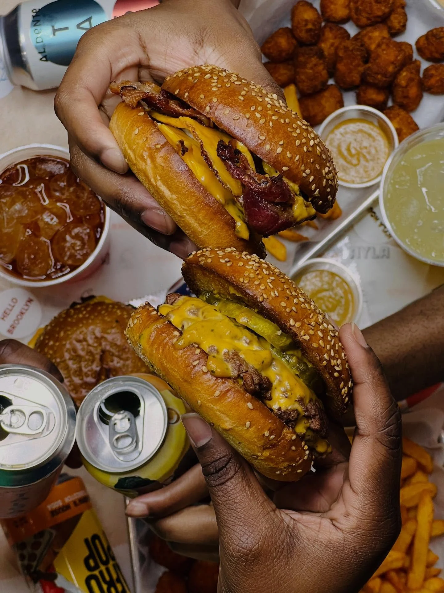 Everybody has their usual order - we love that steak egg and cheese! what&rsquo;s your usual order?

#nychiddengems #nycculture #theusual #nylahouse #breakfastsandwich