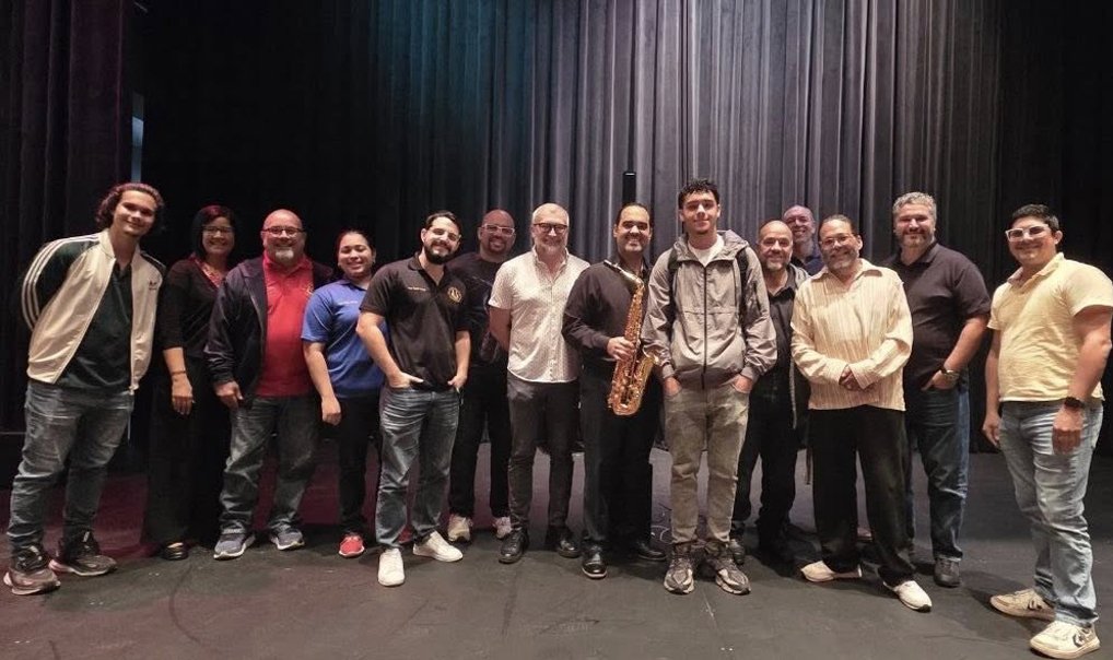 Excelencia y Virtuosismo: Clase Magistral con el Prof. Edgar Abraham