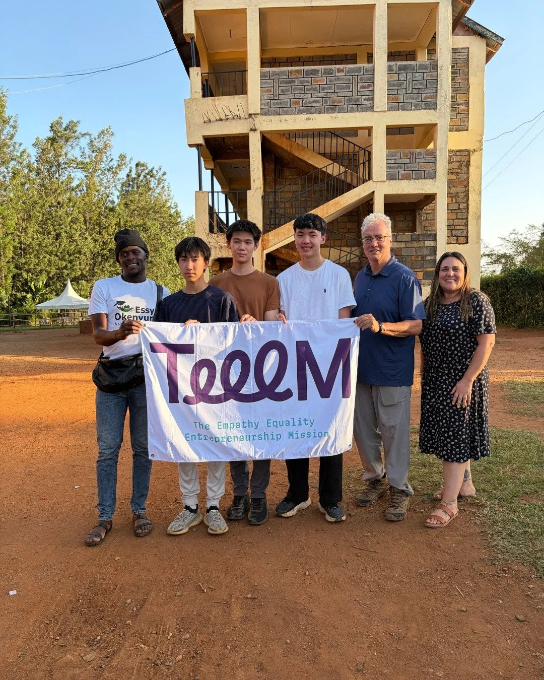 Four students. One incredible week in Kenya. 🇰🇪🌍

In collaboration with RISE Robotics and the GRACE Initiative, four Millburn students traveled to Kisii for a hands-on experience centered on education, innovation, and meaningful connection.

Throu