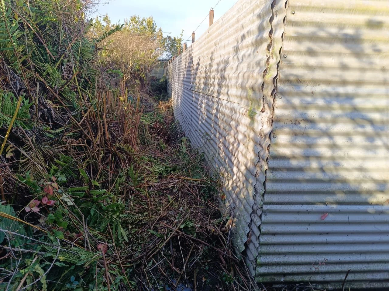 Terreno urbano colindante con Hospital de Quellón. 1.008,85 M2.