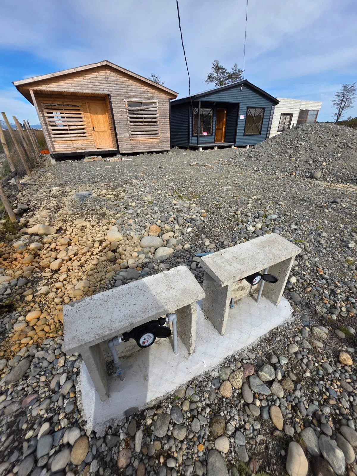 ARRIENDO EN LAGUNITAS - PUERTO MONTT

Pasaje Sandoval Sur (cerca de Ruta 226 / El Tepual)

$350.000 / mes

Cabaña terminada de 36 m²
2ª Cabaña de 36 m² para uso de bodega / taller / almacenaje
Luz, agua
Sector residencial muy tranquilo y con locomoci