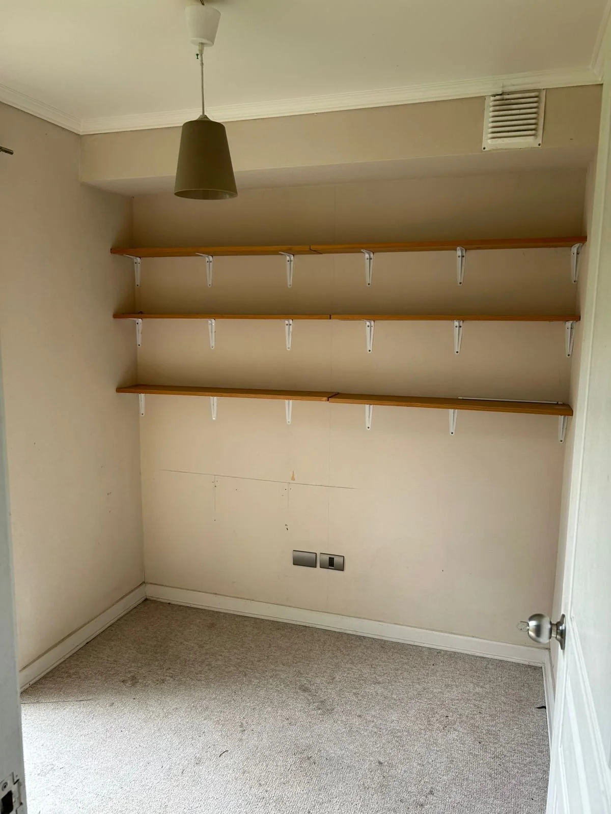 WhatsApp Image 2025-11-20 at 13.48.23 (1).jpeg