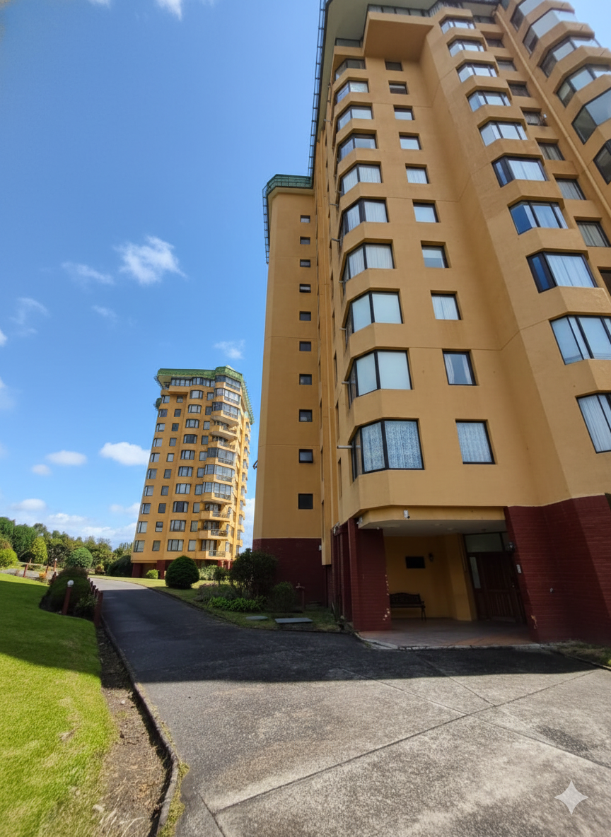 ARRIENDO: Amplio Departamento con Vista al Mar en Pelluco