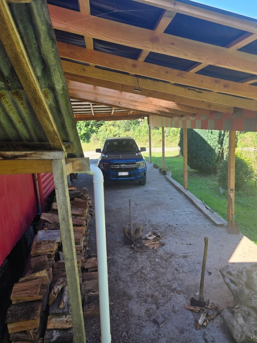 Estacionamiento techado. 