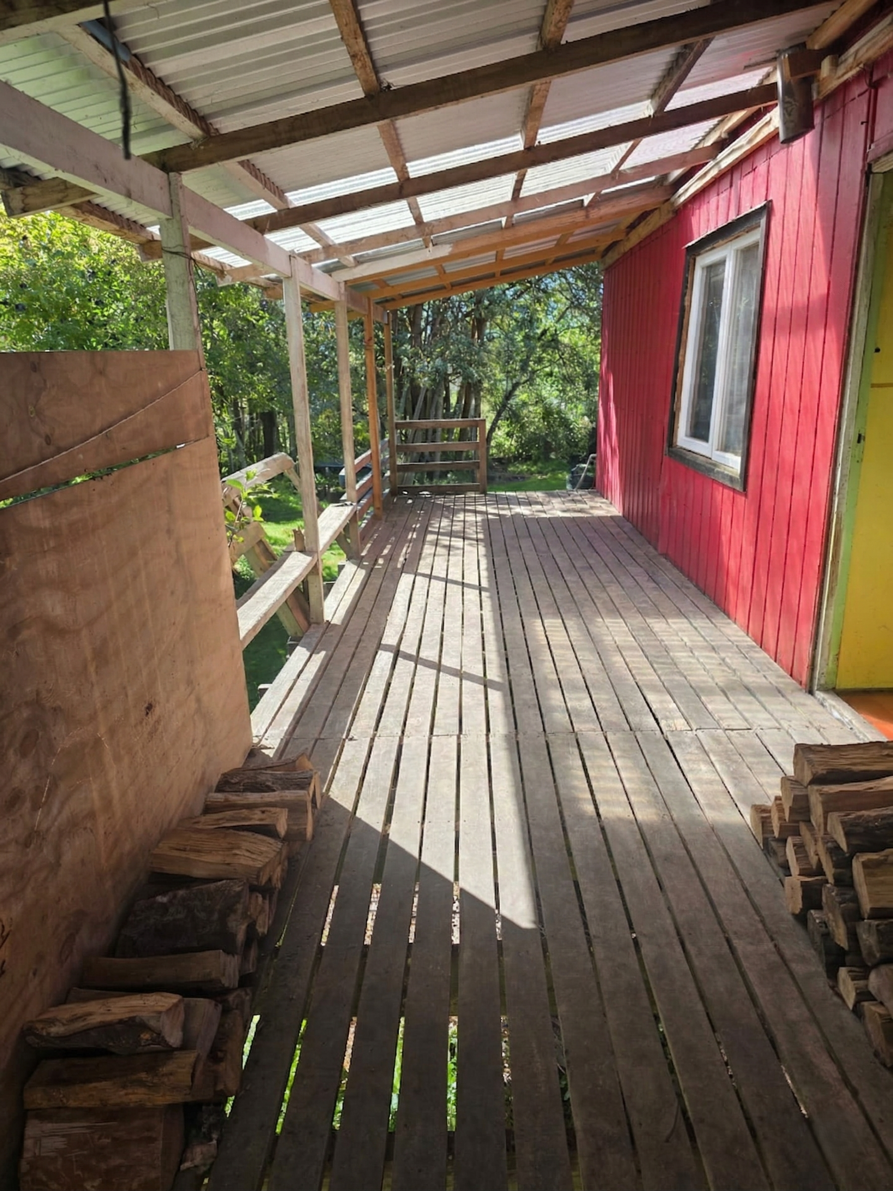 Terraza techada patio posterior. 