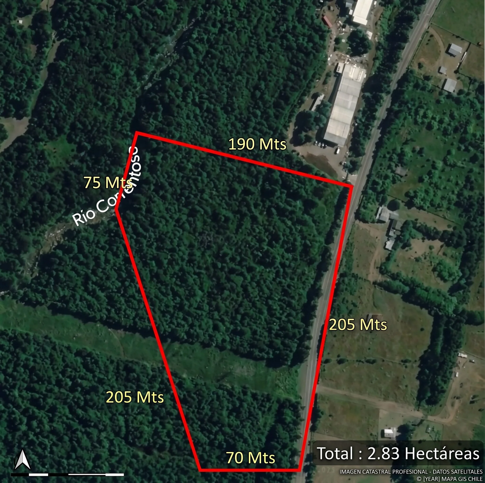 Características principales:
Superficie total: 3,3 hectáreas (2,83 ha aprovechables)
Orilla de río: 75 metros lineales con acceso directo a las aguas del Río Correntoso
Servicios: Factibilidad real de agua y electricidad
Ubicación estratégica: A minu