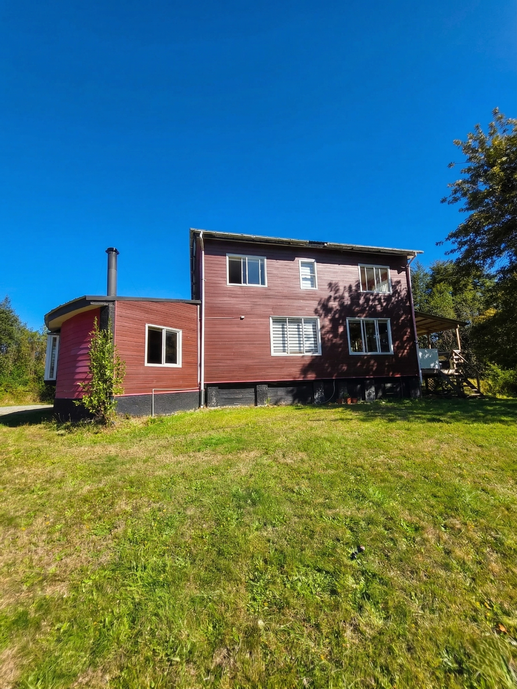 Oportunidad Única en Lagunitas: Amplio Terreno con Vivienda y Cabañas...