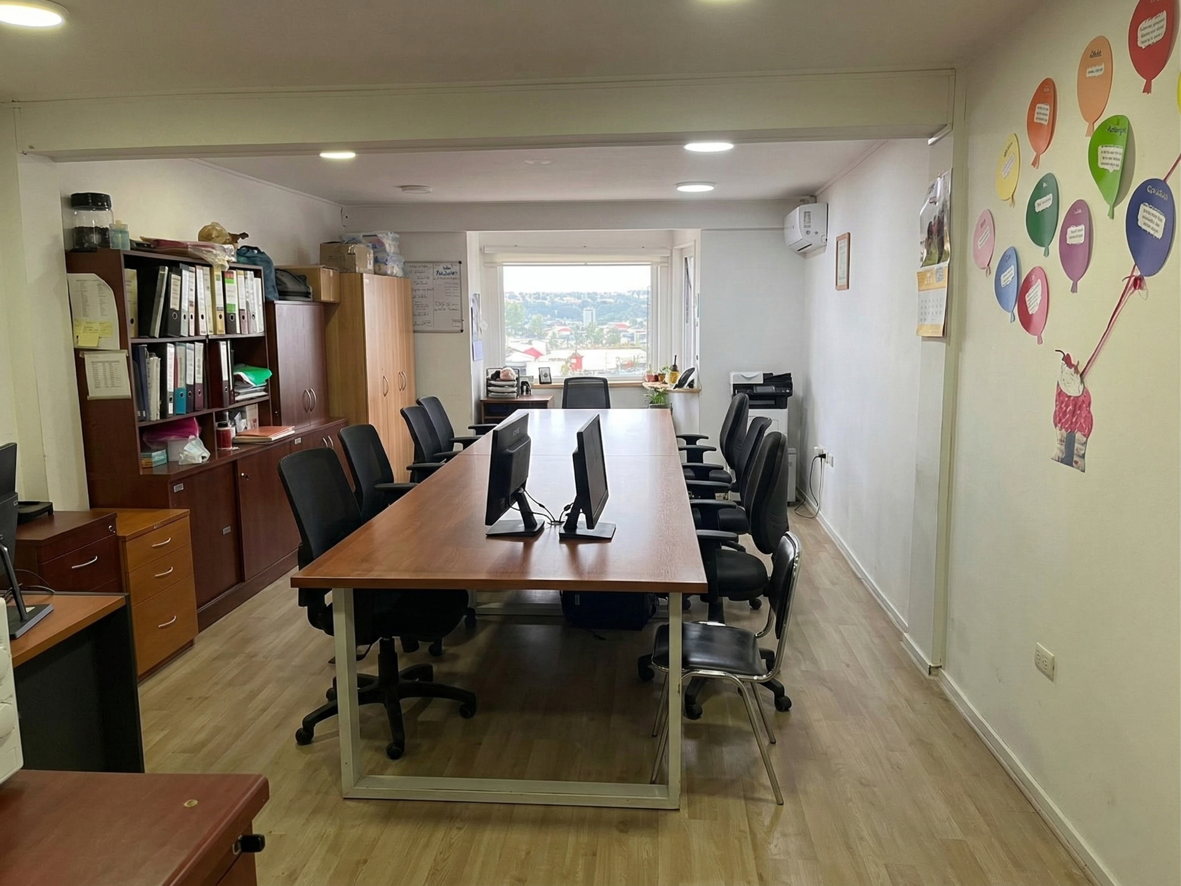 Oficina 1 equipo profesional nivel 2.