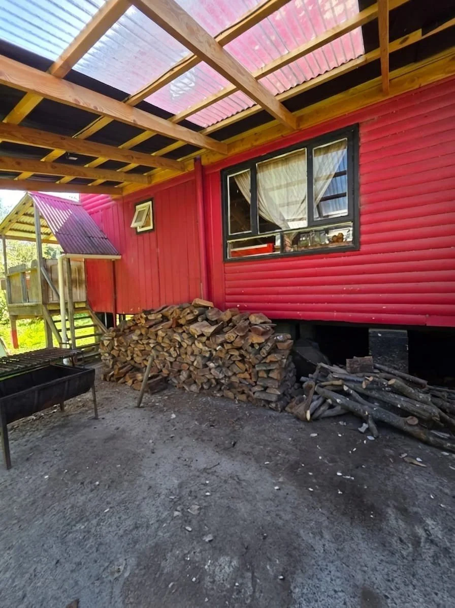 Estacionamiento techado. 