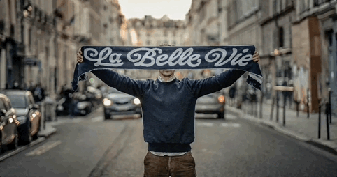 LA BELLE VIE