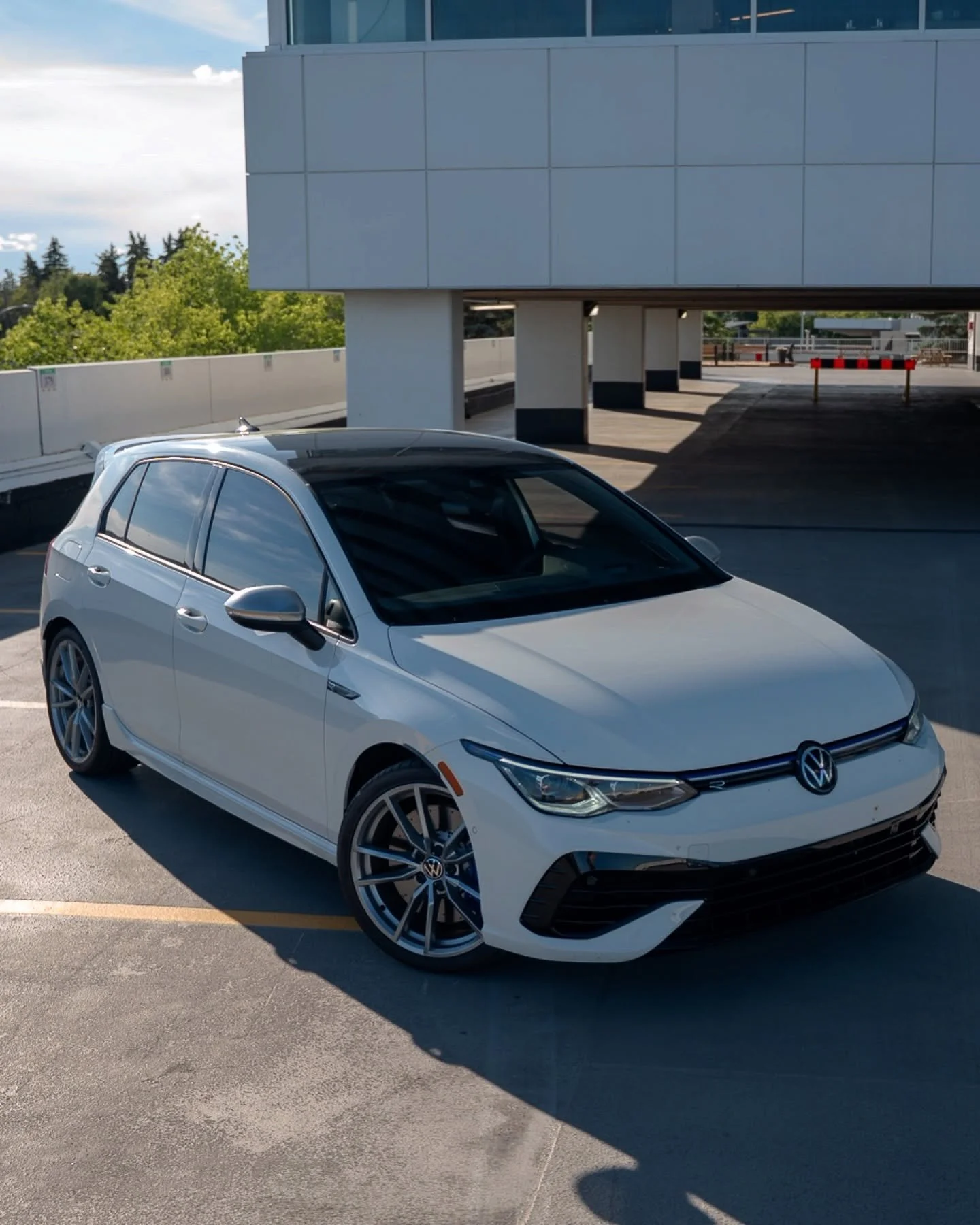 R. 

#VWLifestyle #VWFamily #VdubLove #VAGScene #VolkswagenLife #RThings #HotHatchLife