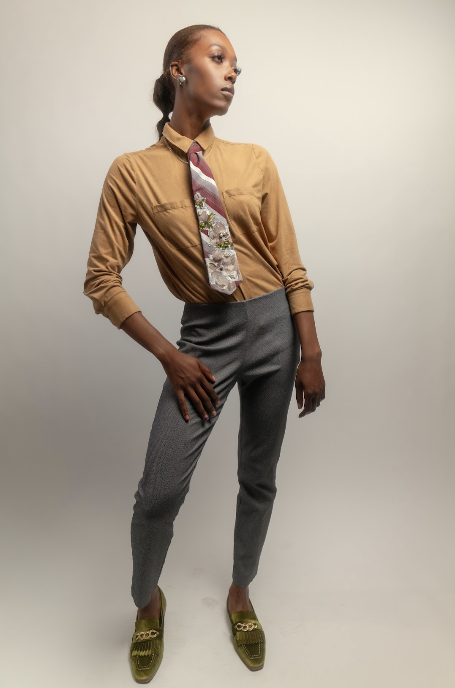 Pre-loved, upcycled burgundy + white tie with floral and bead appliqué by Ela é. Diferente