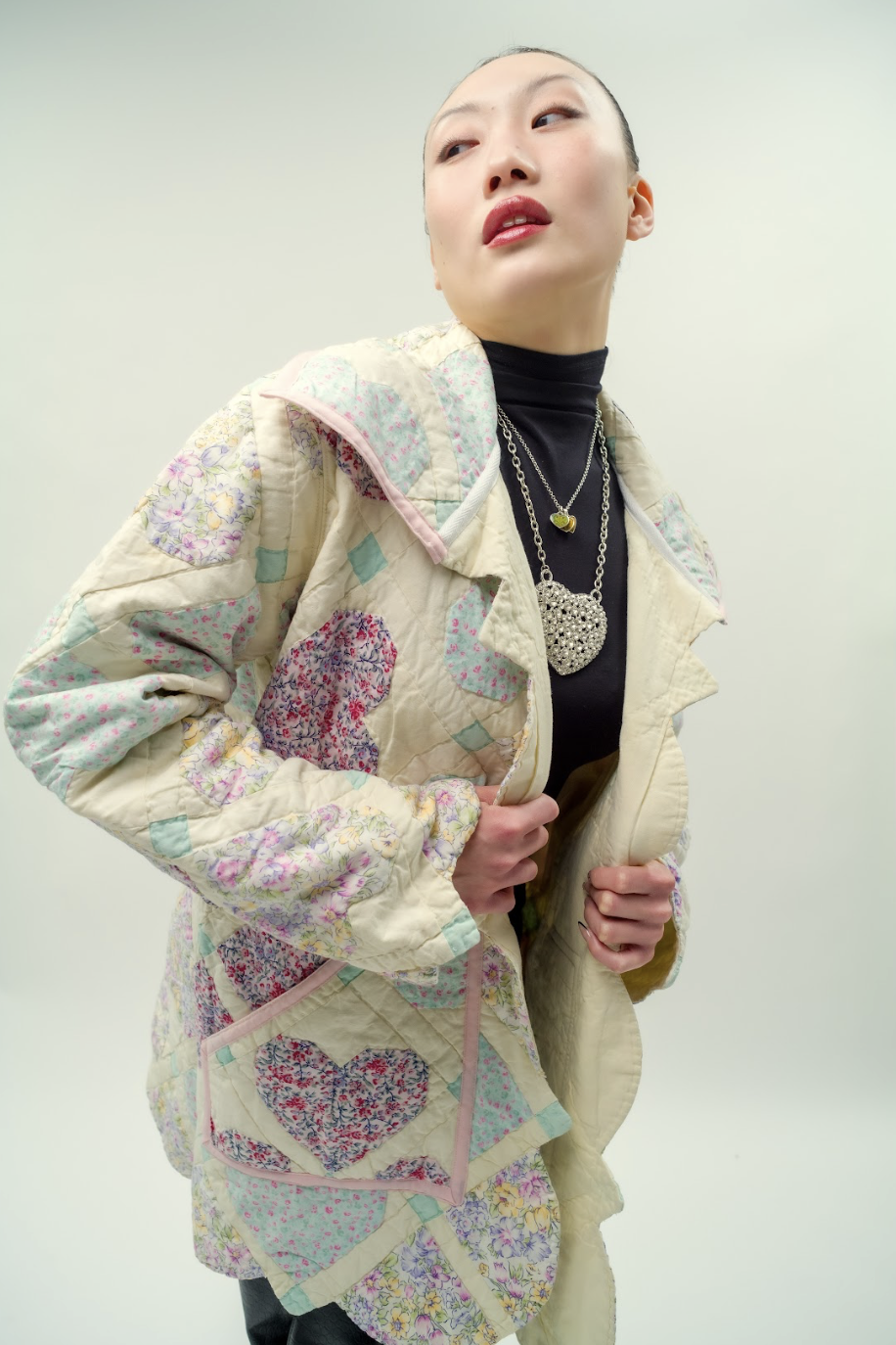 Refashioned oversized quilt jacket by Made By Meg on Ela é.