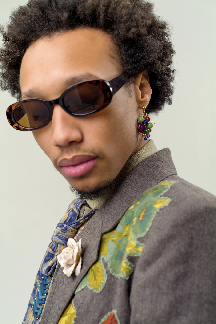 Colorful Grape Stone Earrings by Talking Fashion on Ela é.