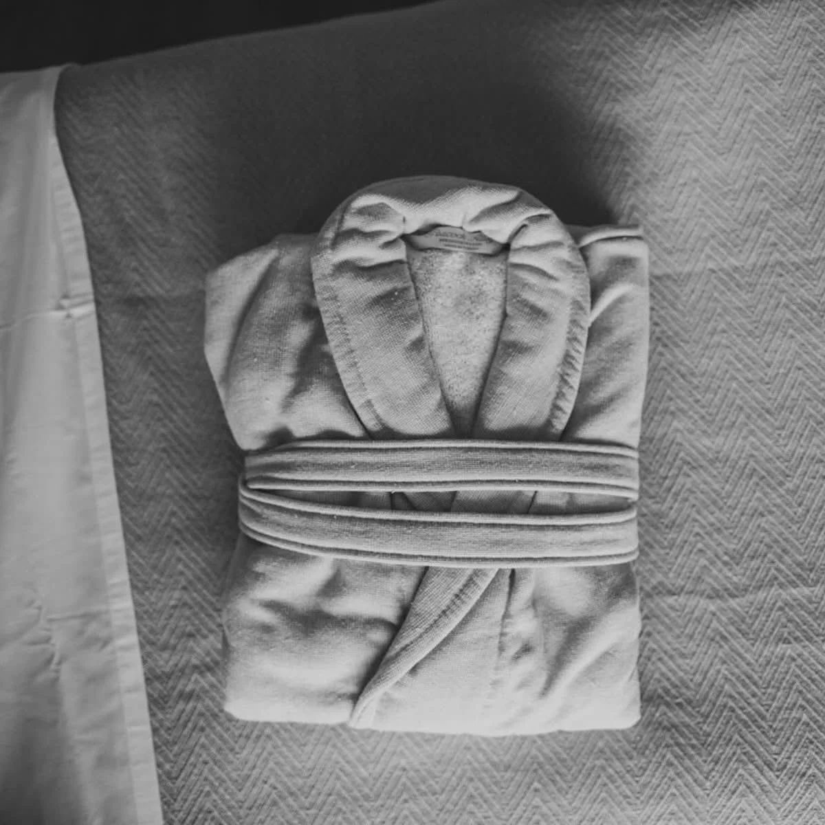 Did you know that Massage Therapy can help with Seasonal Affective Disorder (SAD) ~ by boosting mood-regulating chemicals (serotonin + dopamine), lowering the stress hormone (cortisol), improving quality of sleep, reducing physical tension, and comba