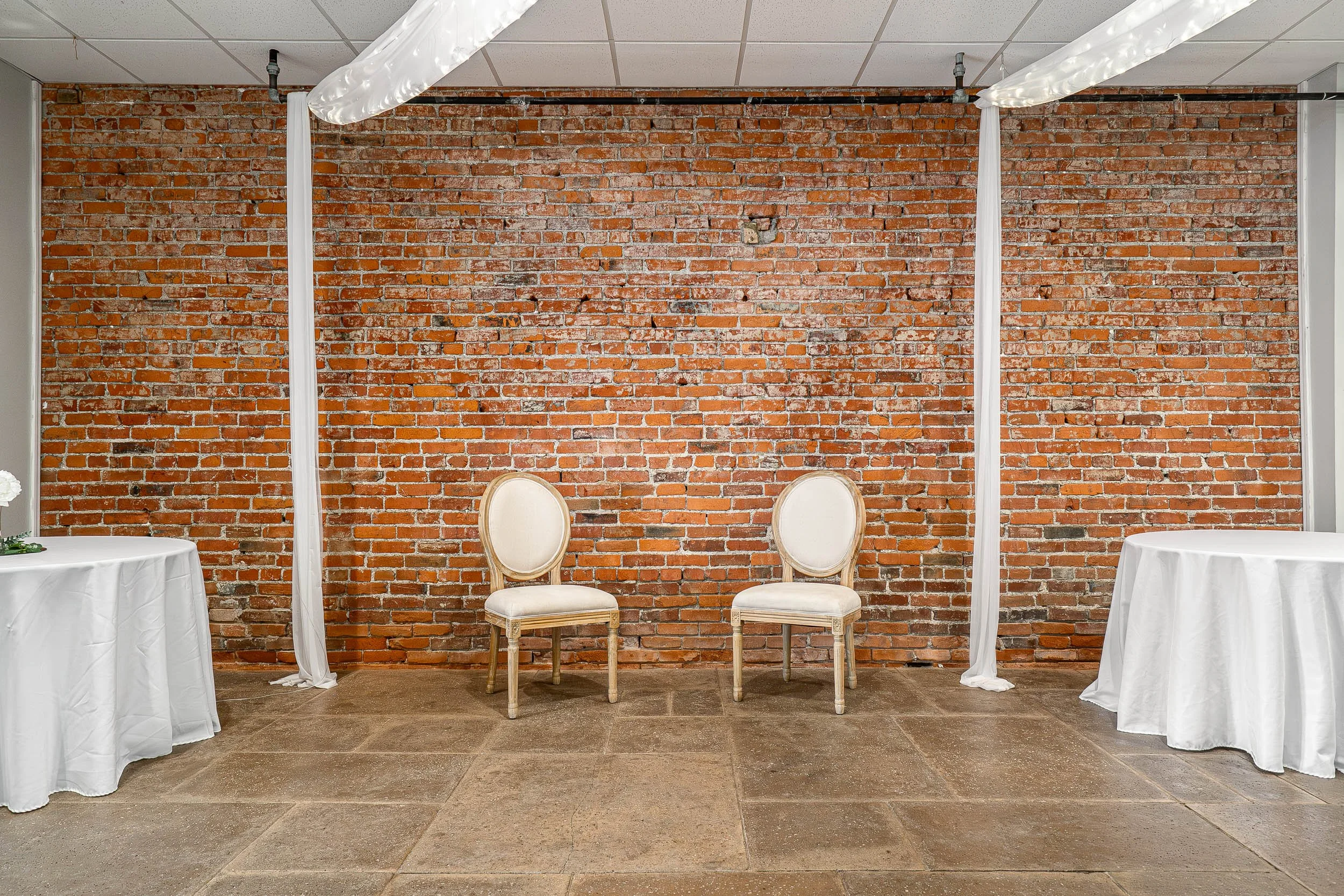 65 W Main St-29.jpg